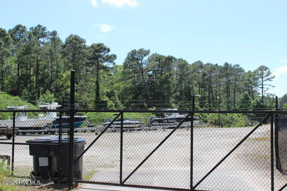 100498654 | Photo 23