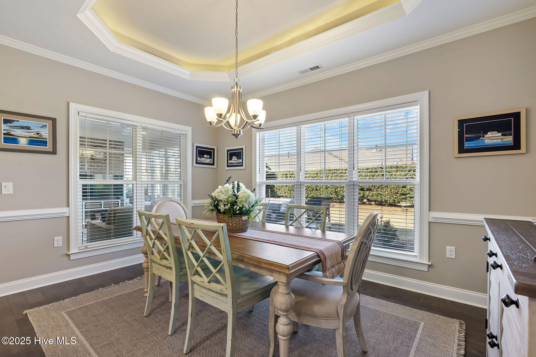 100542604 | Photo 28