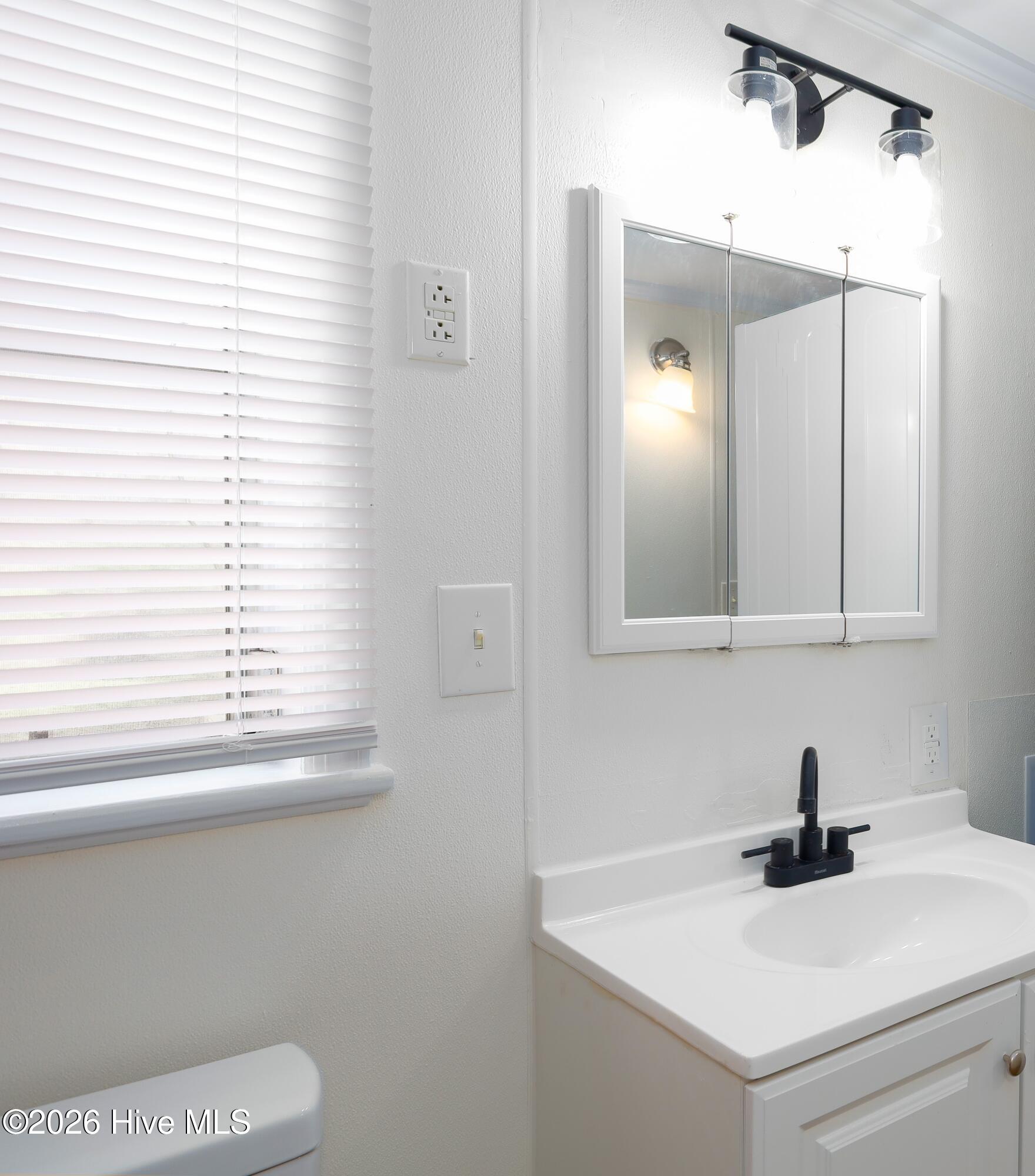 1190 Blue Creek Road UNIT B, Jacksonville, NC, 28540