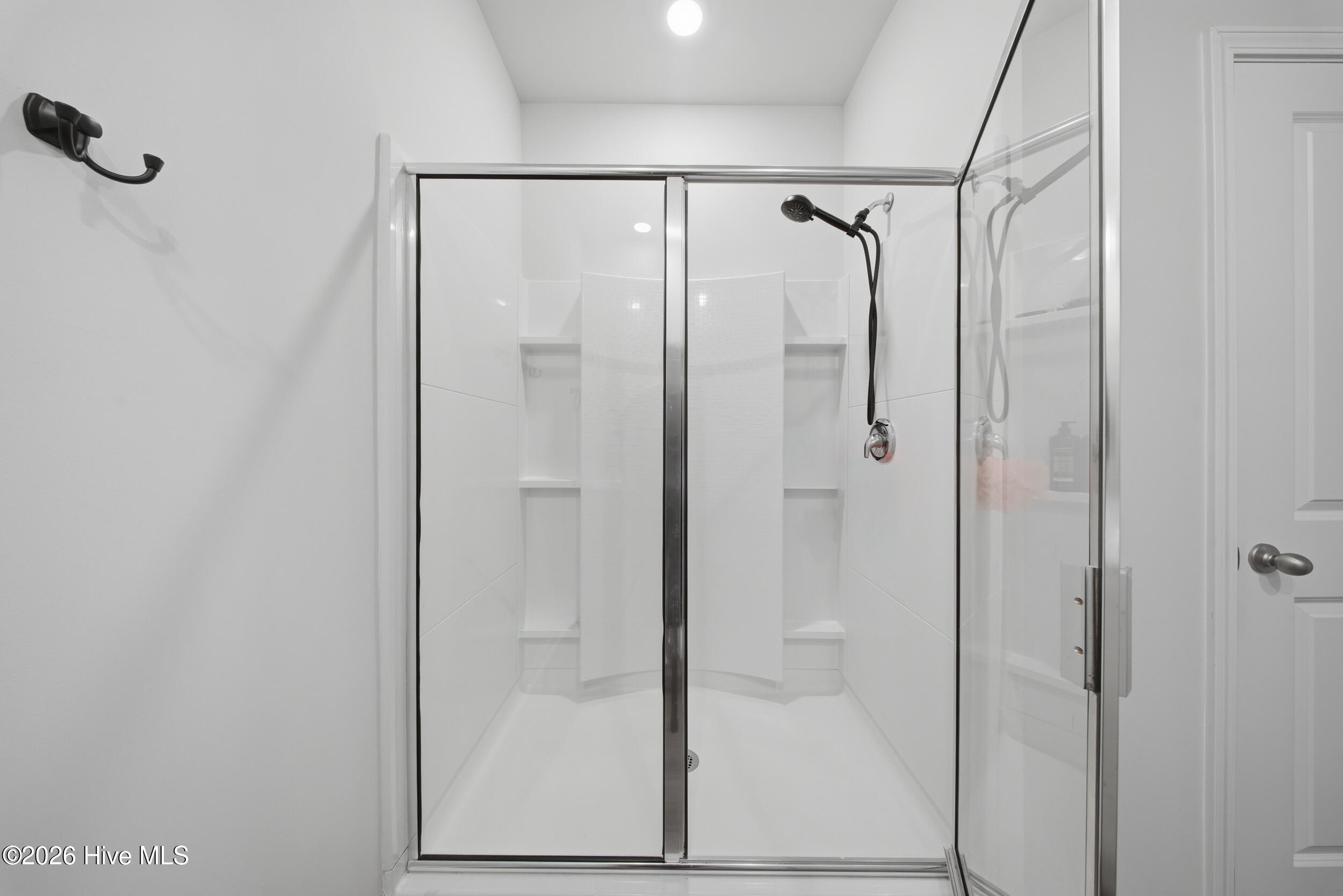 100565594 | Photo 42