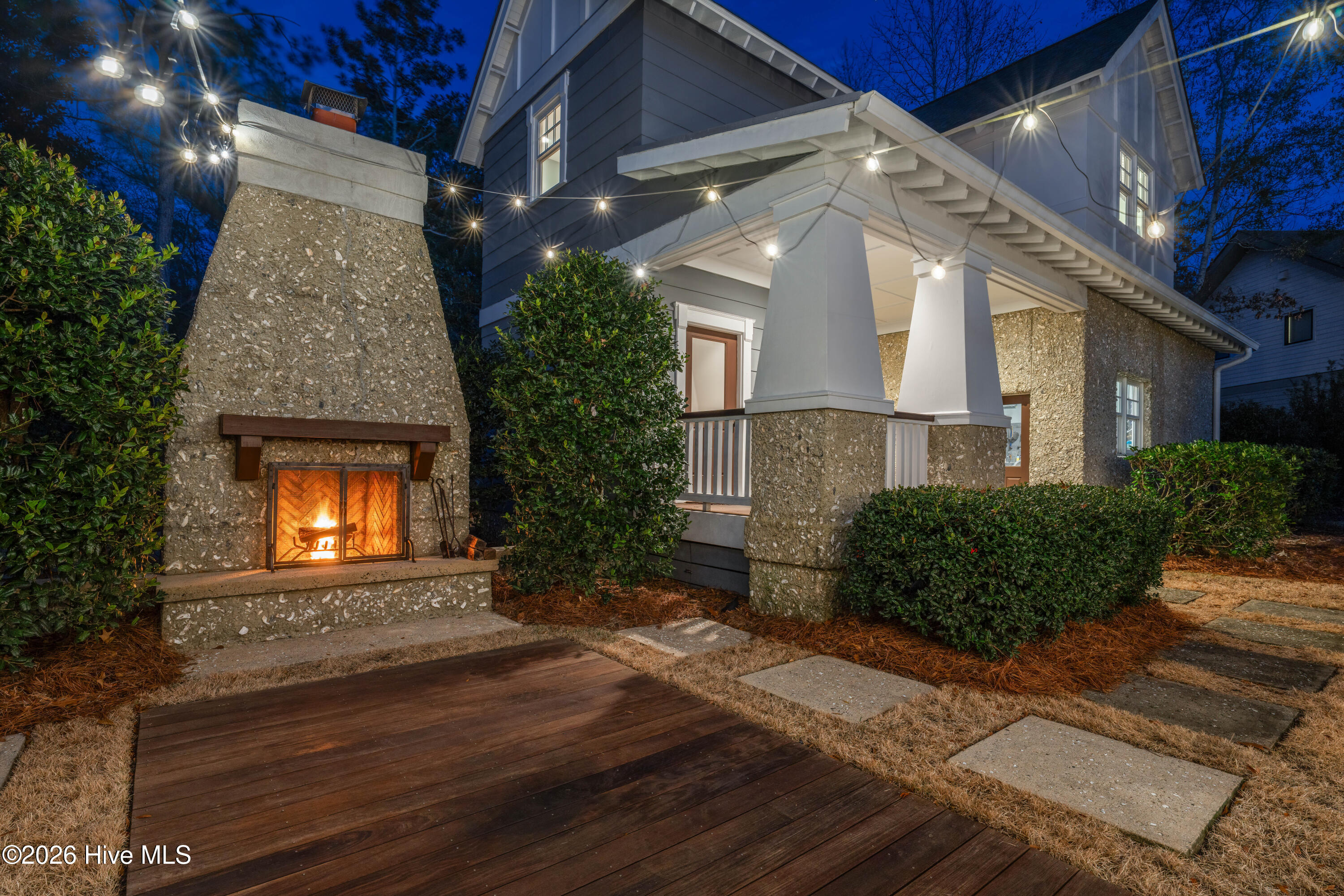 100549444 | Photo 57