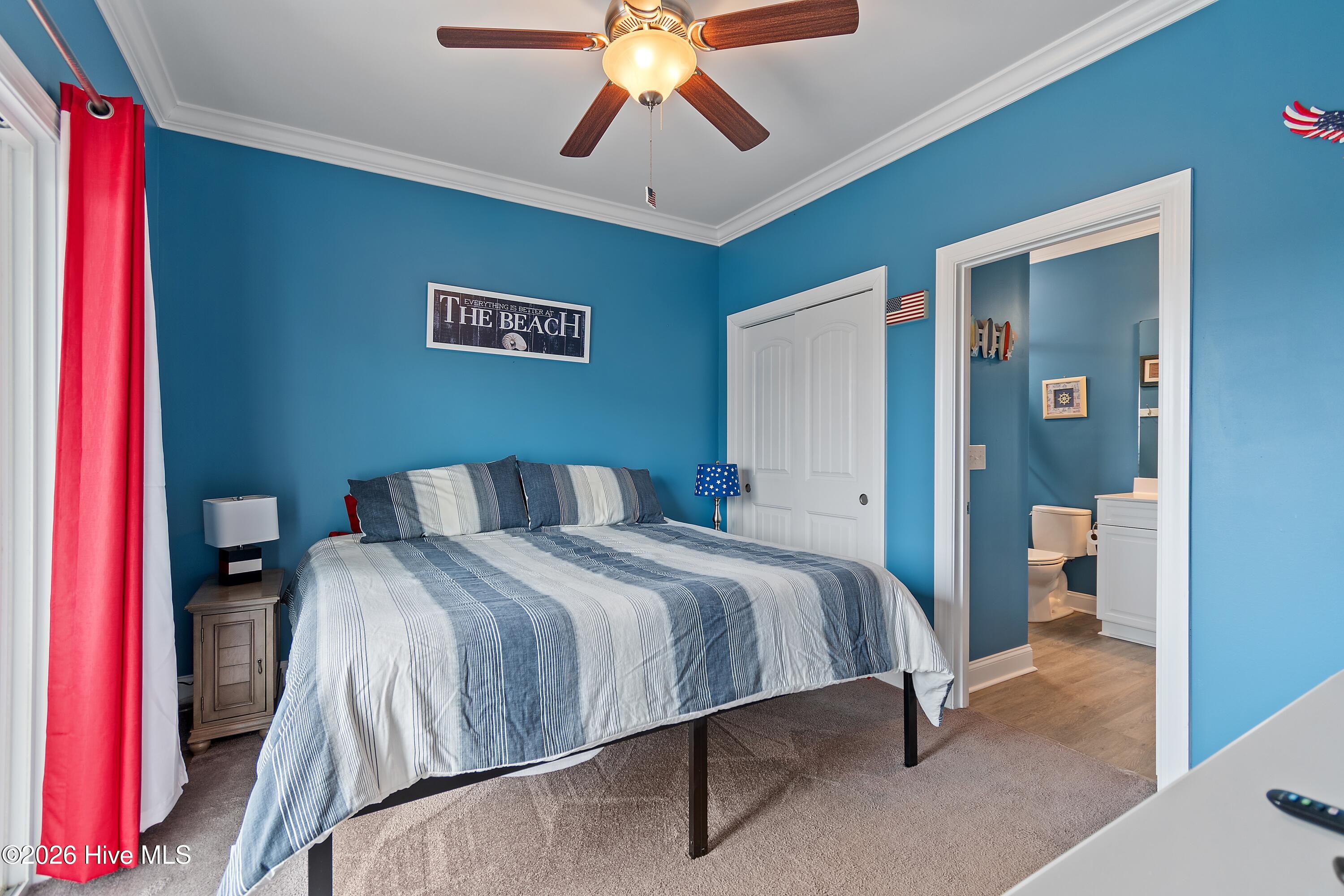 100555702 | Photo 27