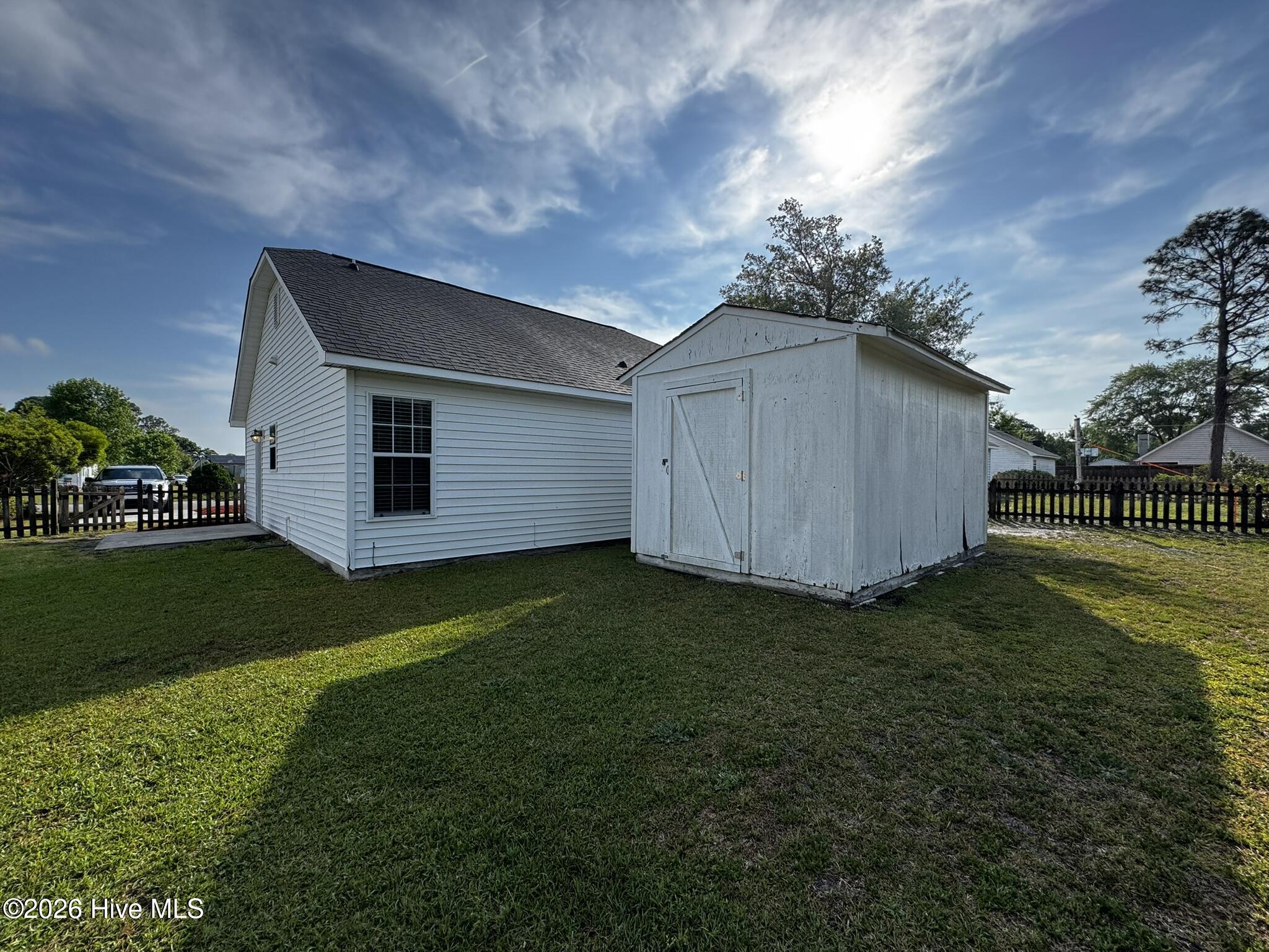 100550943 | Photo 20