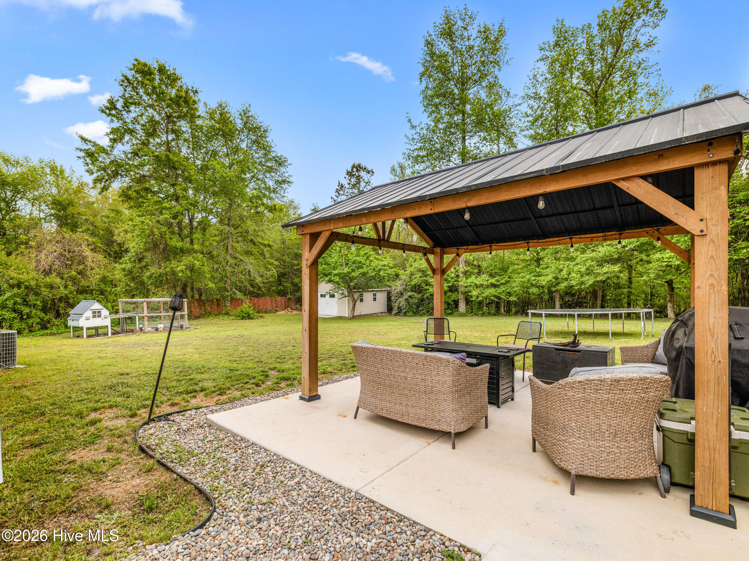 100567636 | Photo 37