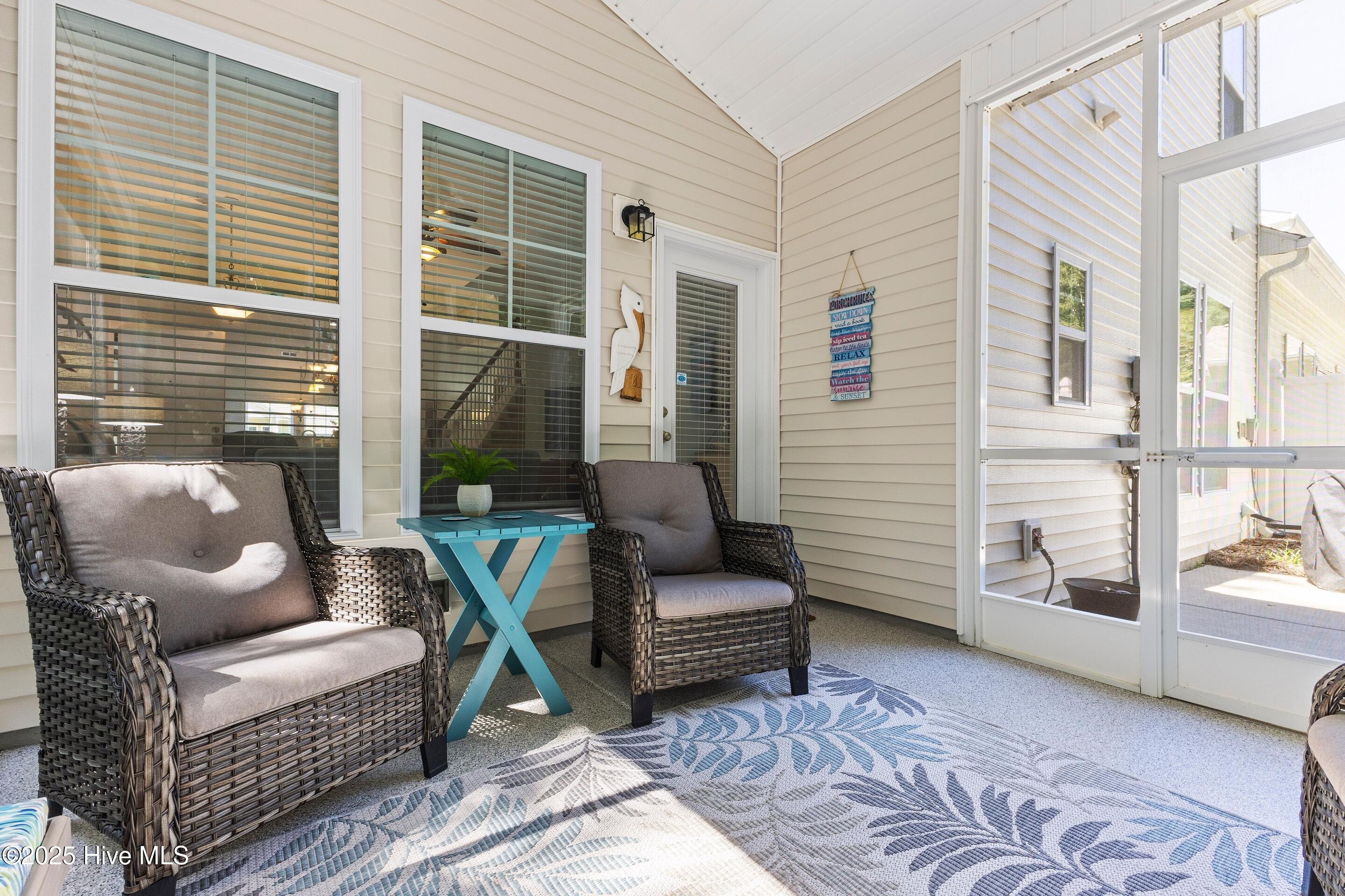 100528231 | Photo 42