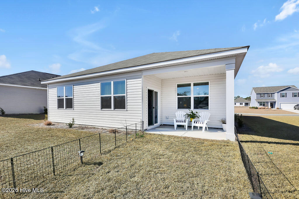 100556486 | Photo 28