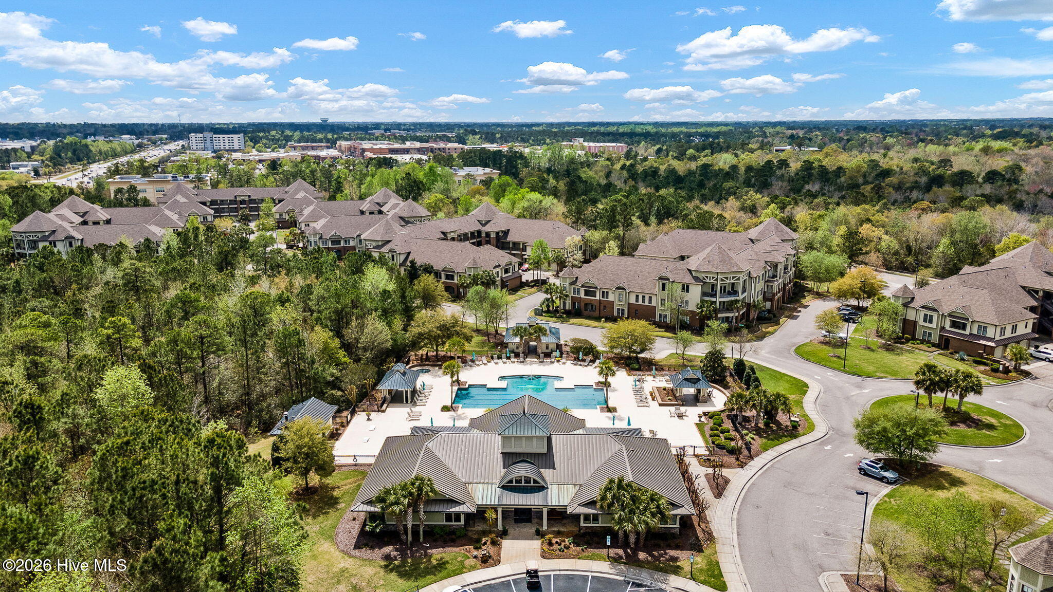 100557806 | Photo 58