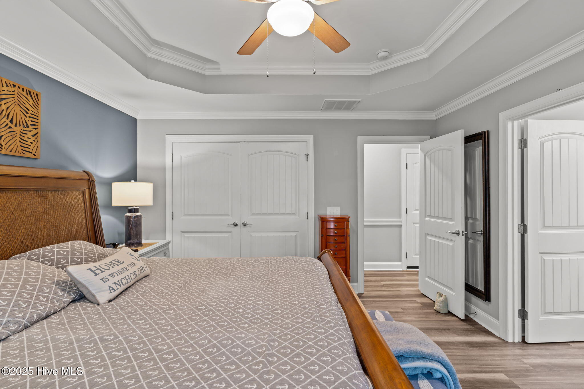 100530347 | Photo 23