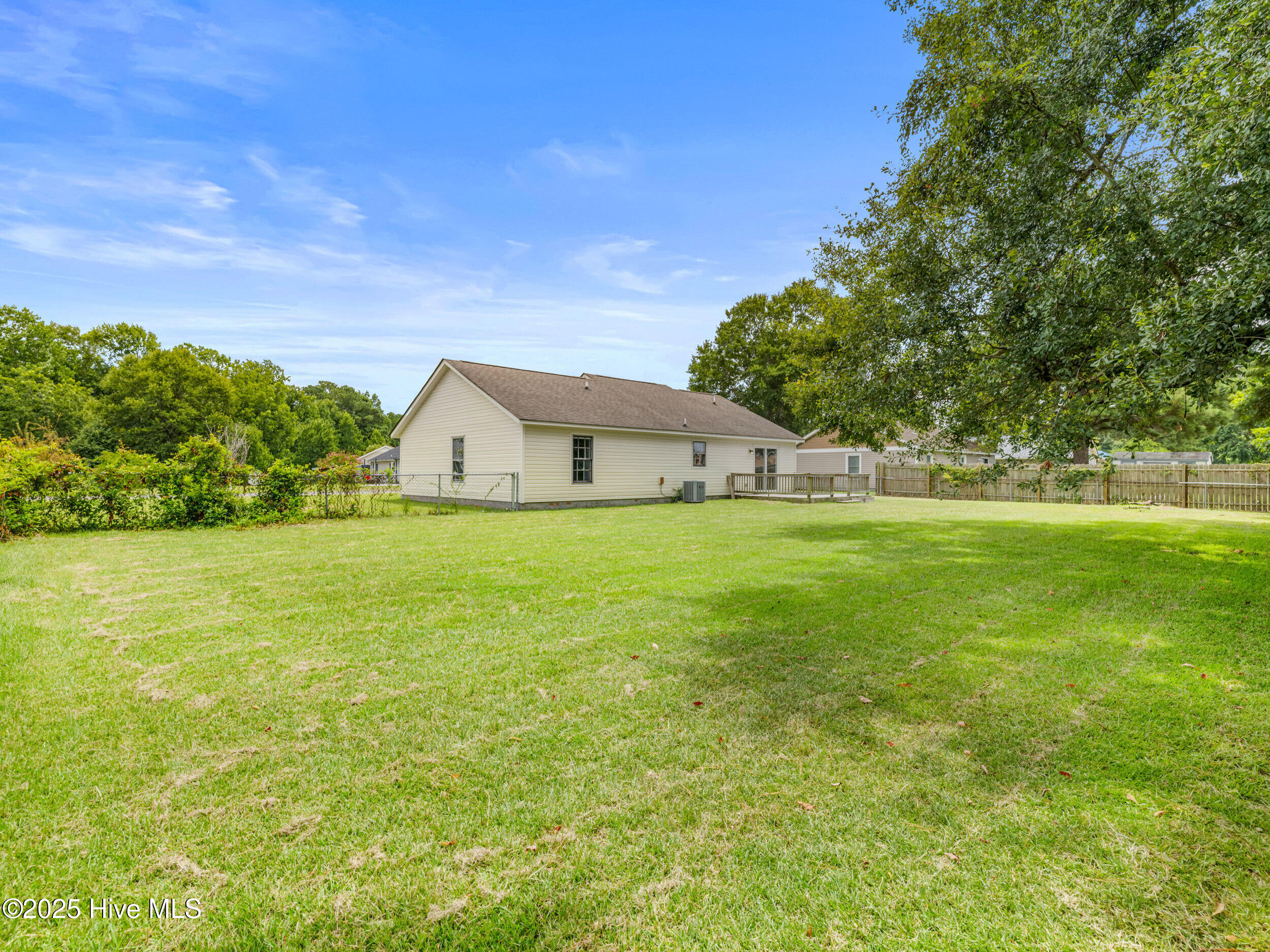 100521446 | Photo 29