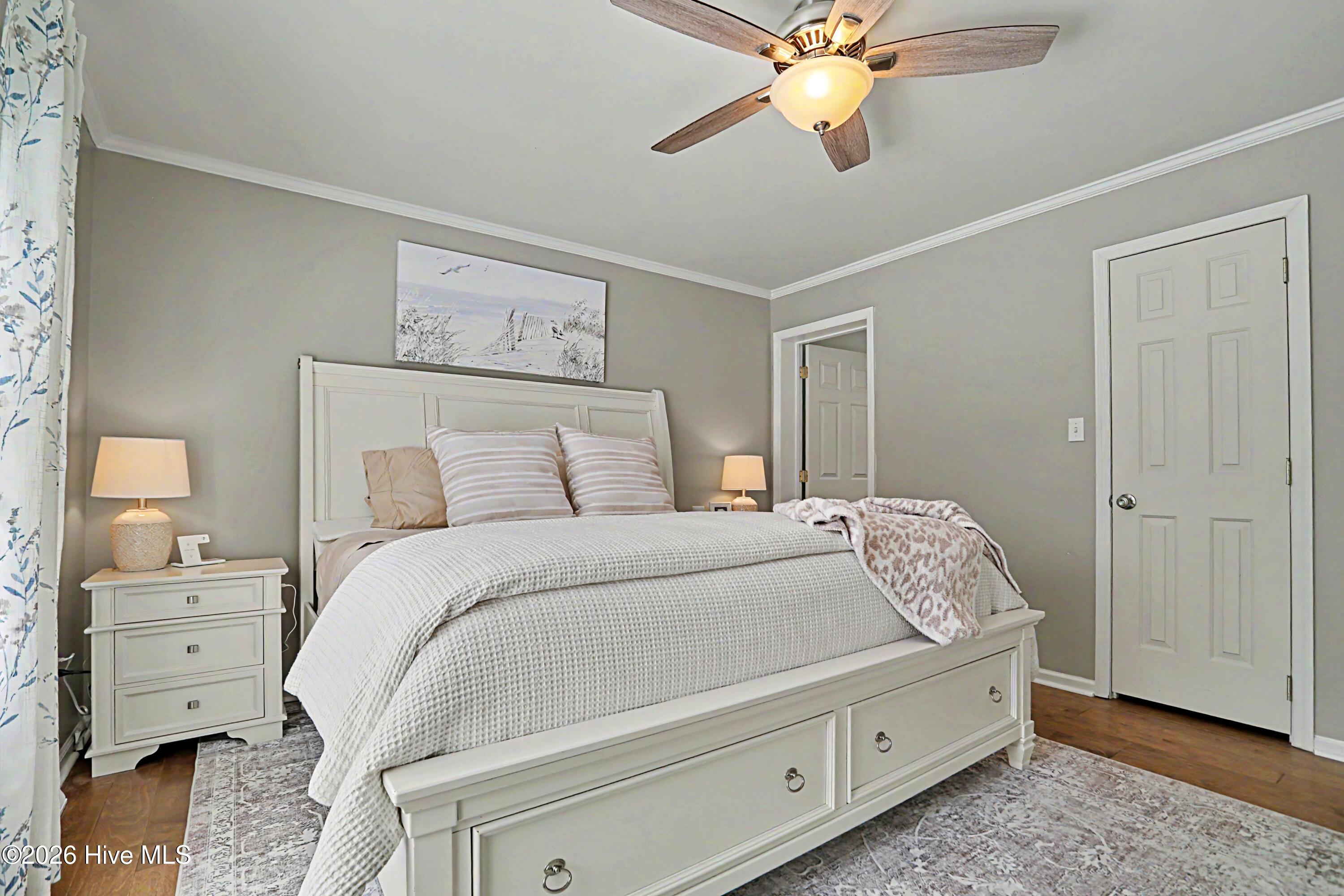 100570246 | Photo 13