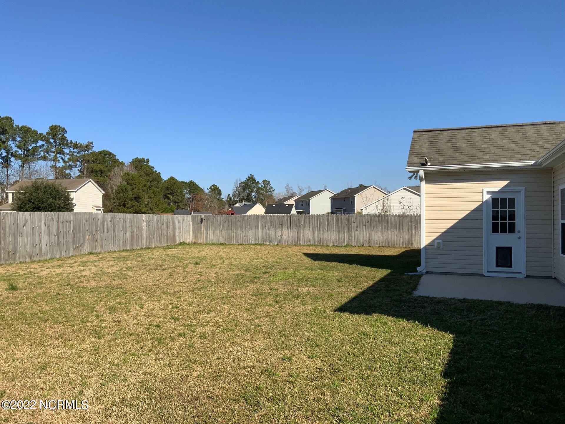 100549092 | Photo 17