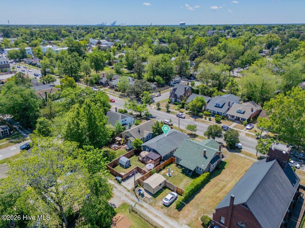 100568579 | Photo 40