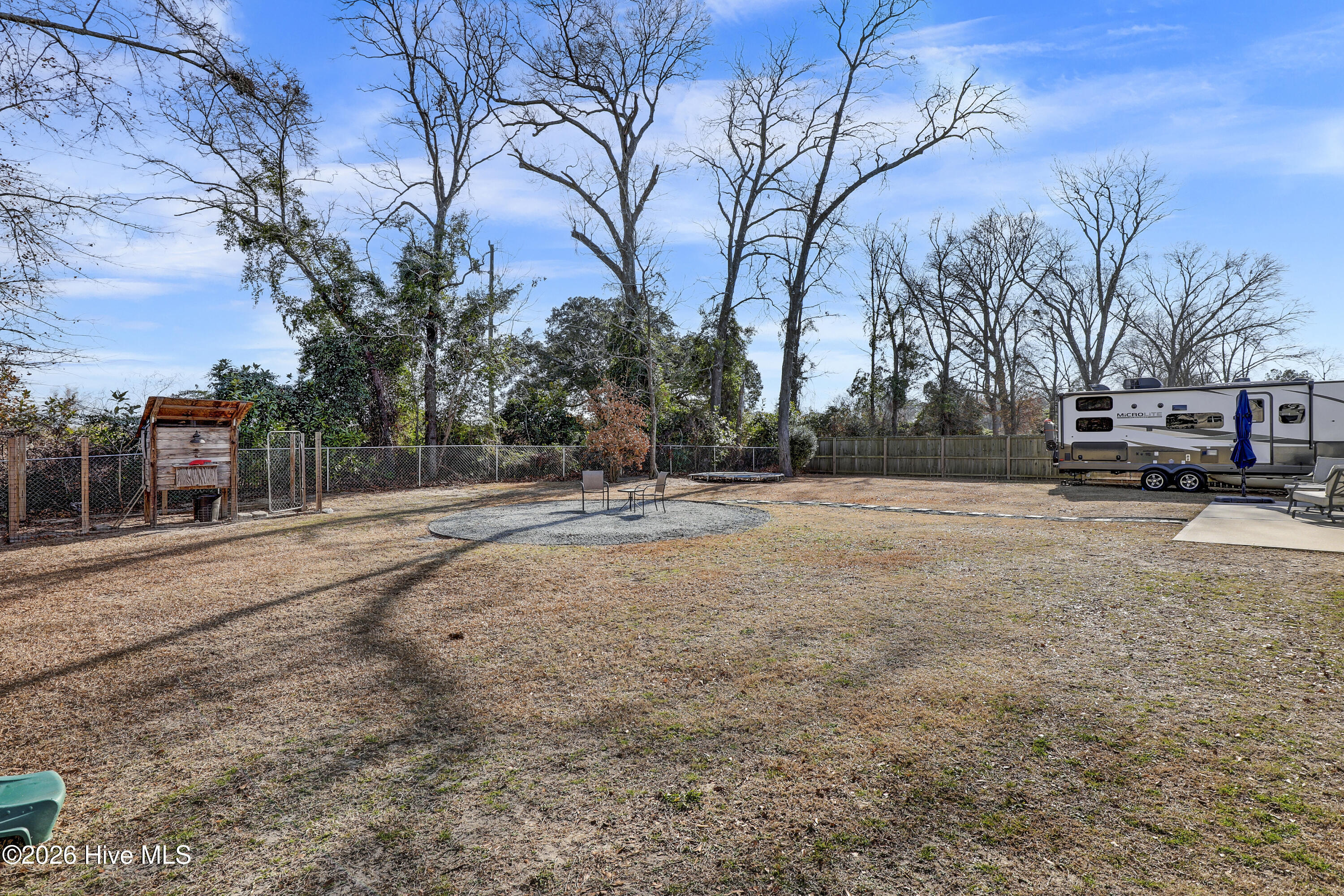 100547660 | Photo 29