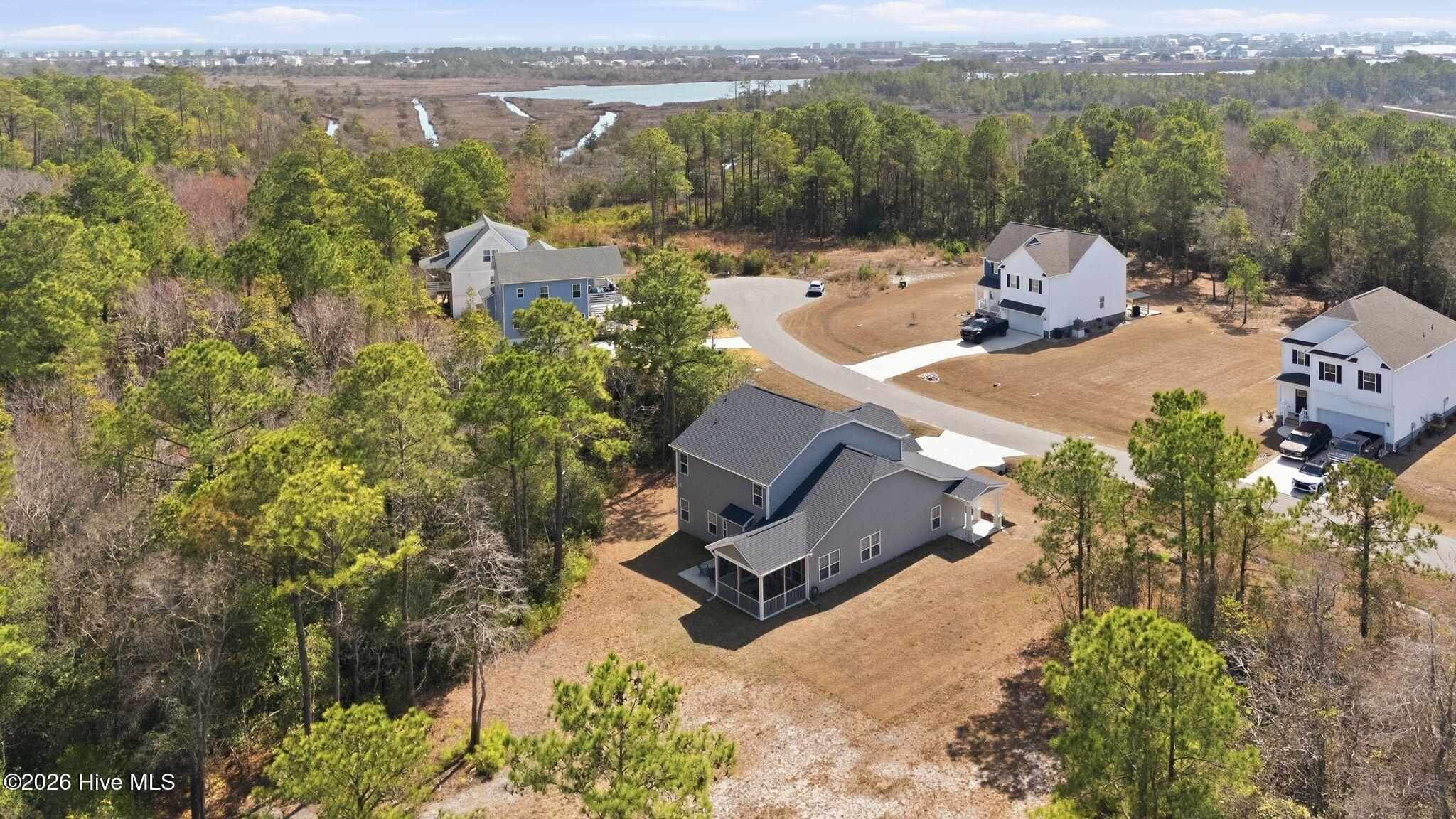 100558926 | Photo 59