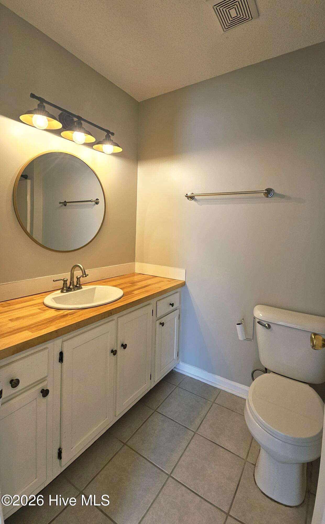 100561443 | Photo 15