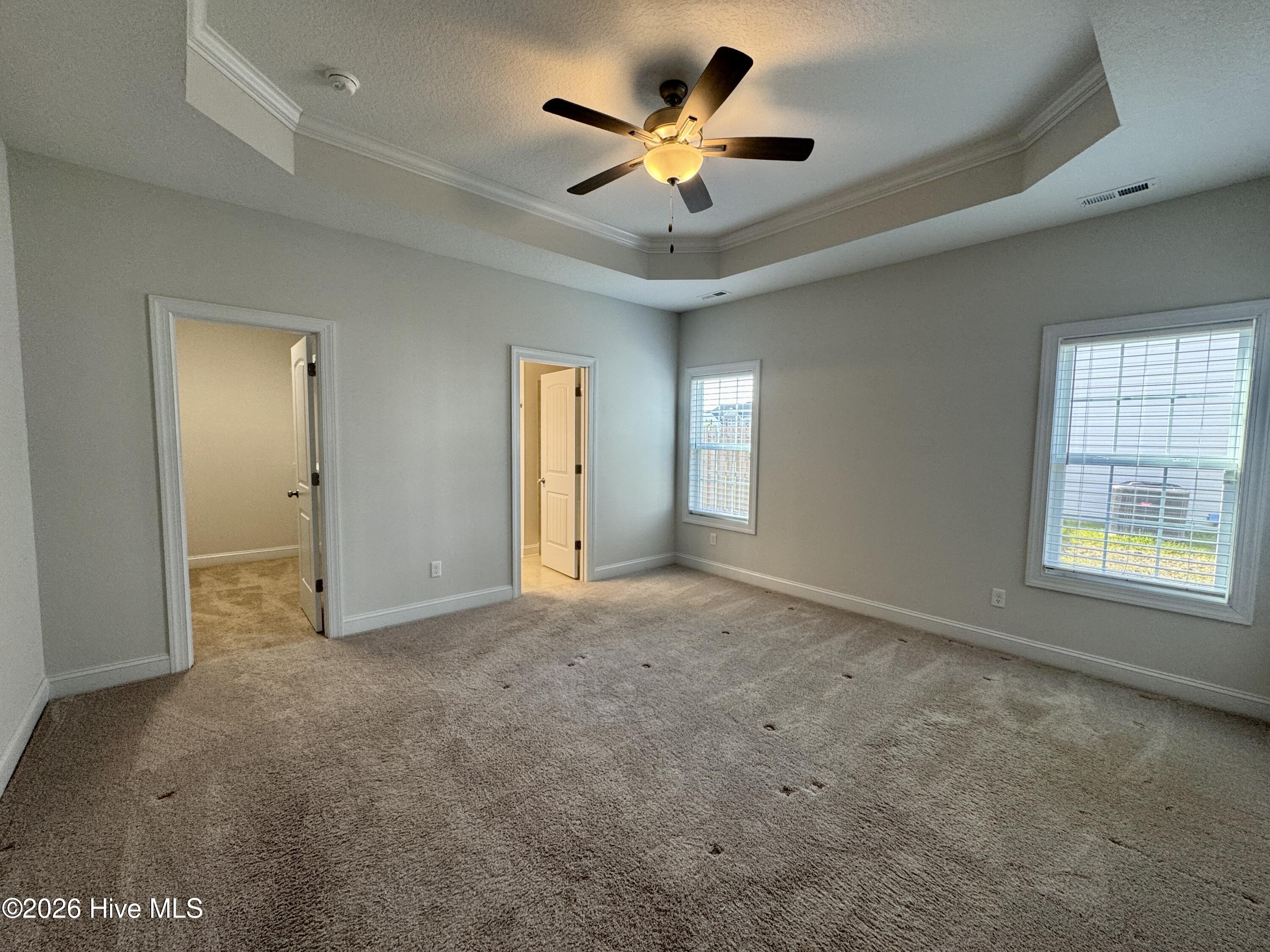 100555897 | Photo 10