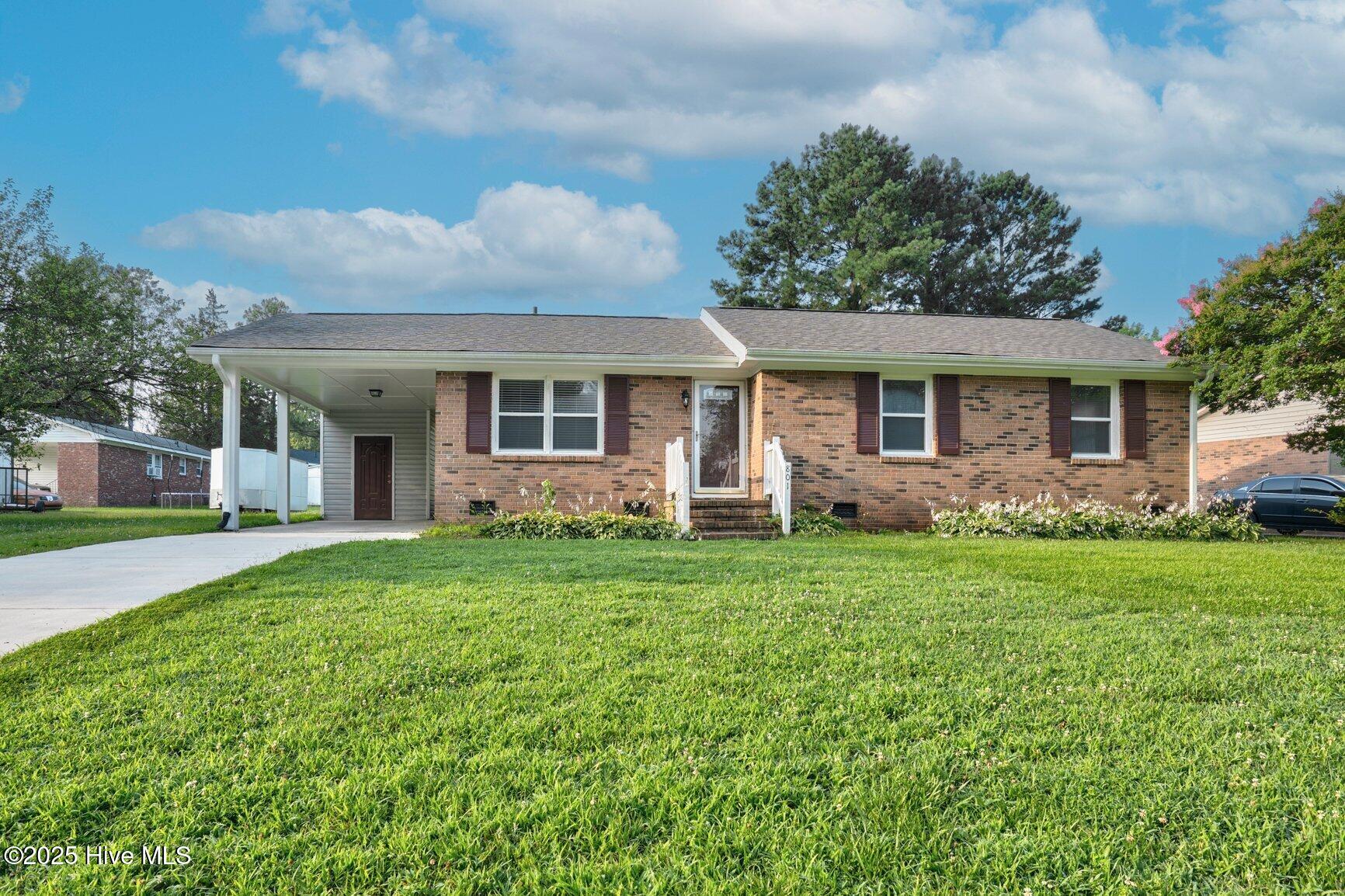 001-801LincolnDrive-RockyMount-NC-27801-