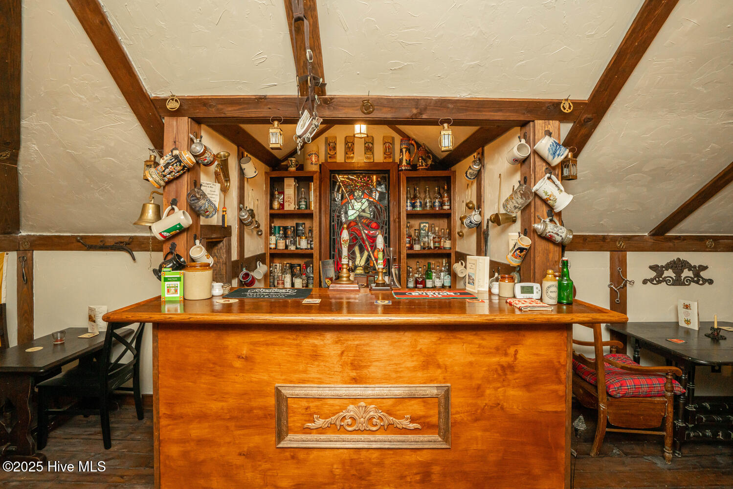 100534571 | Photo 84