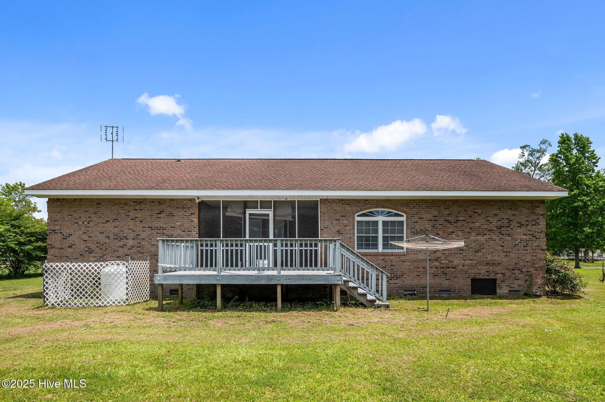 Homes for sale in Pinetown, NC | 102 Carl'S Woods Dr, Pinetown, NC 27865 | MLS# 100518573