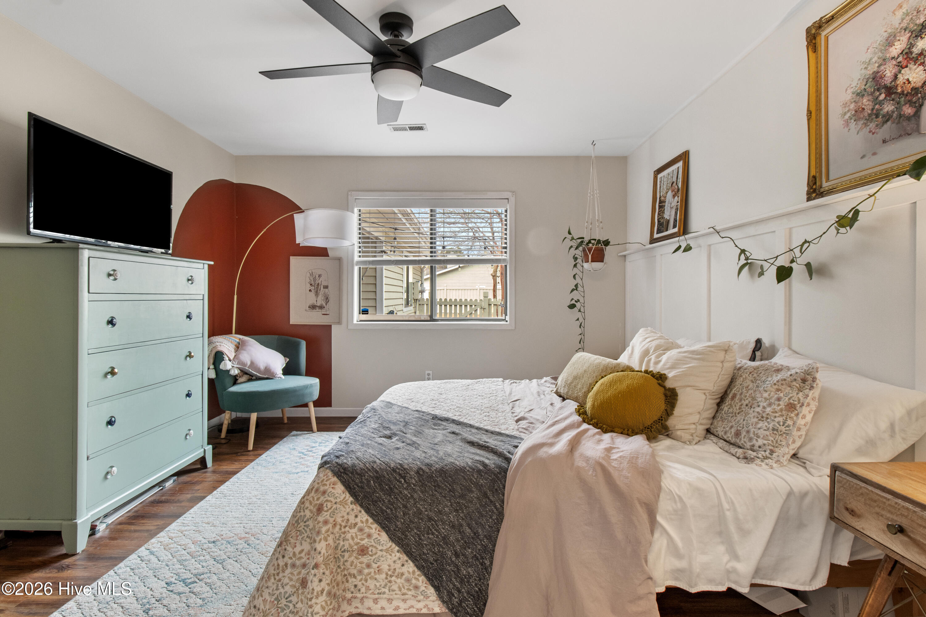 100552704 | Photo 20