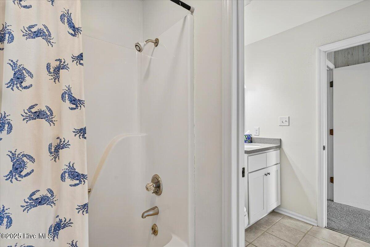 100531242 | Photo 30