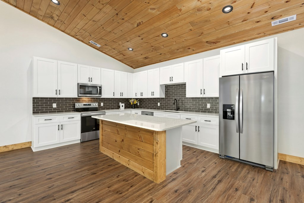 Kitchen with appliances