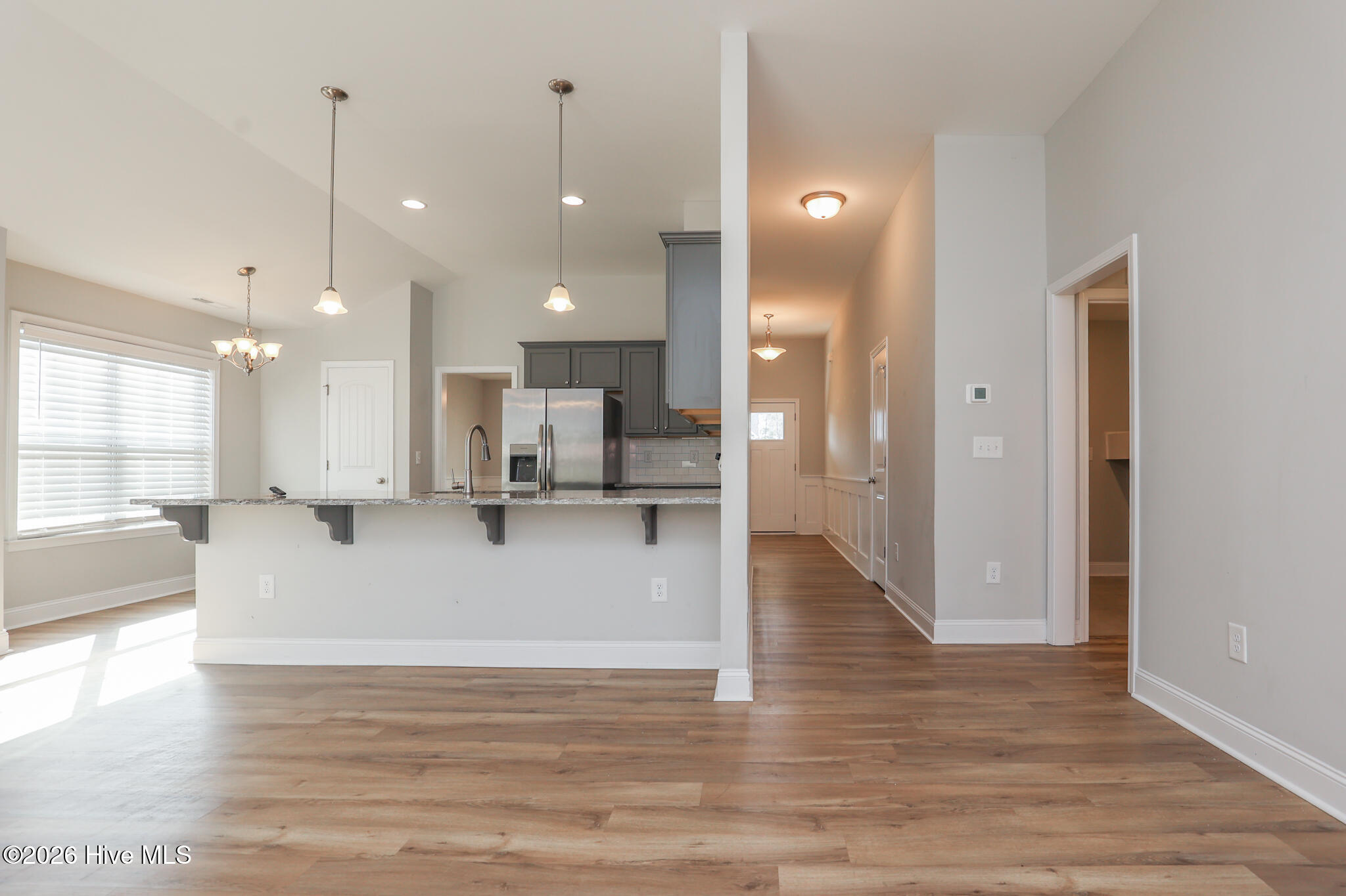 100559393 | Photo 10