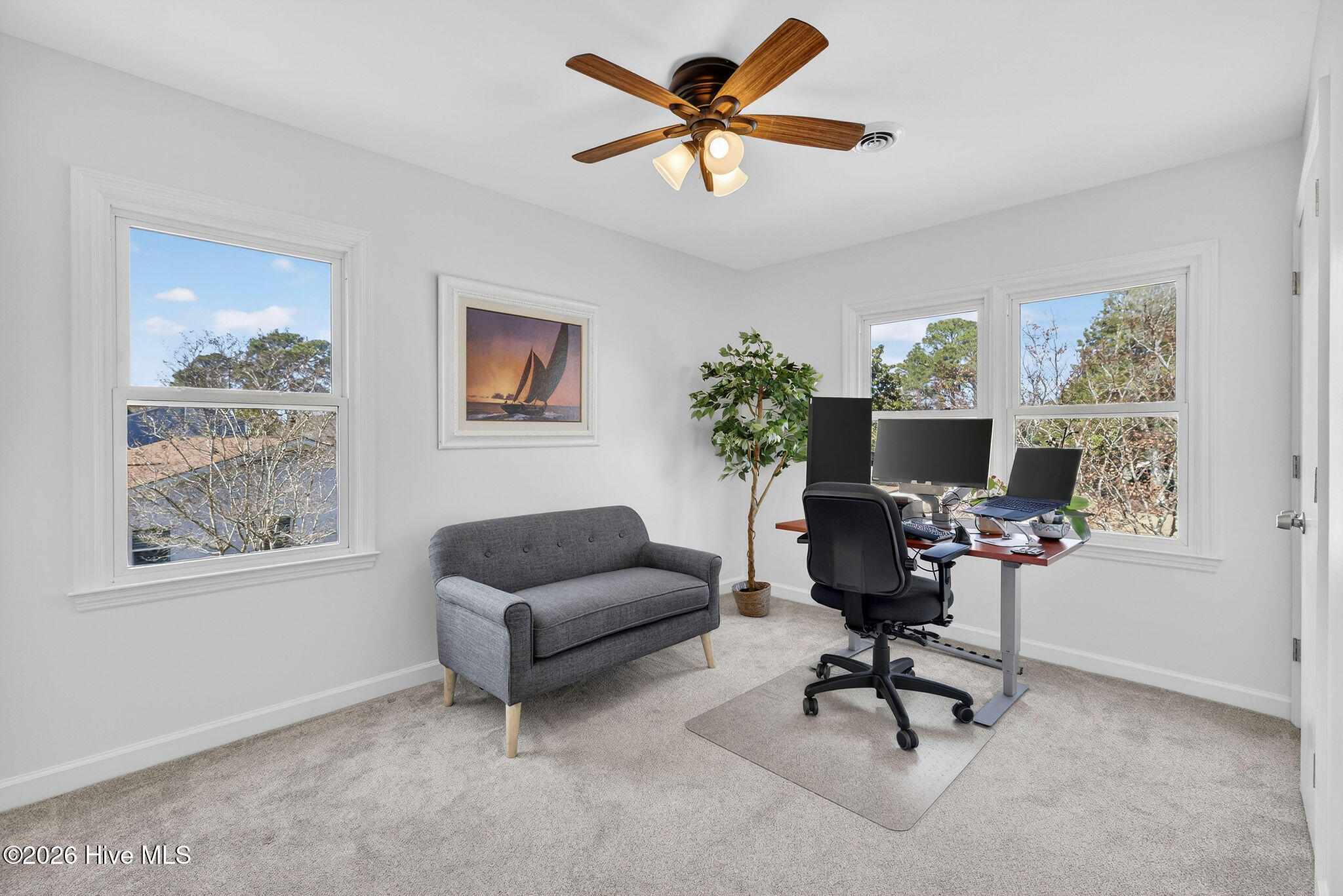 100556814 | Photo 22