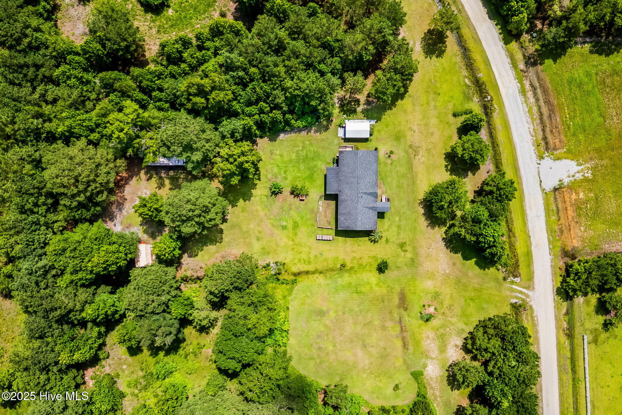 100518984 | Photo 32