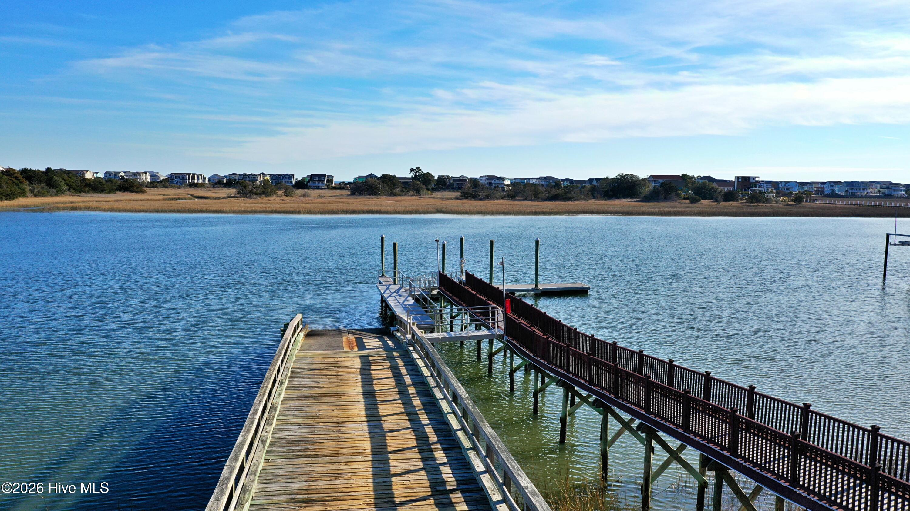 100554715 | Photo 26