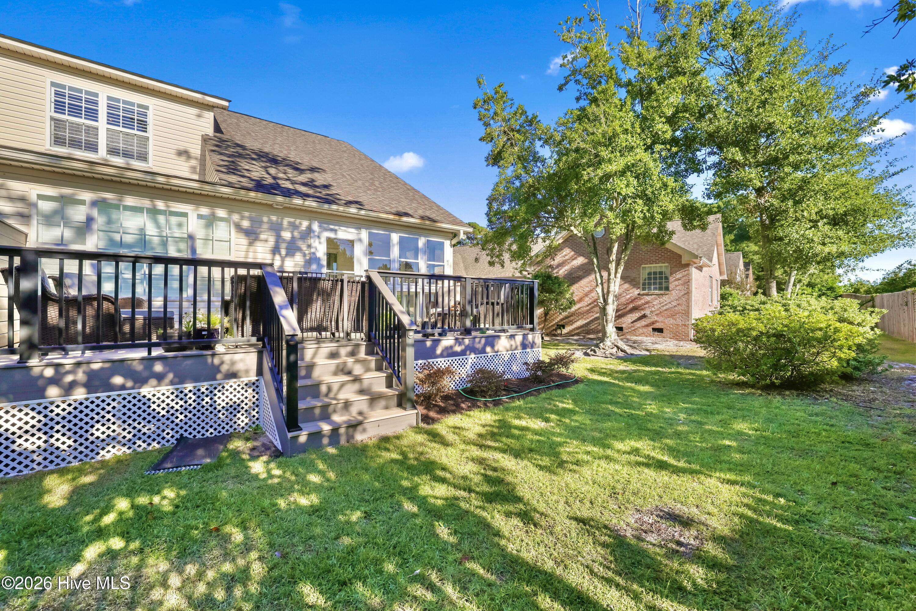 100547301 | Photo 39