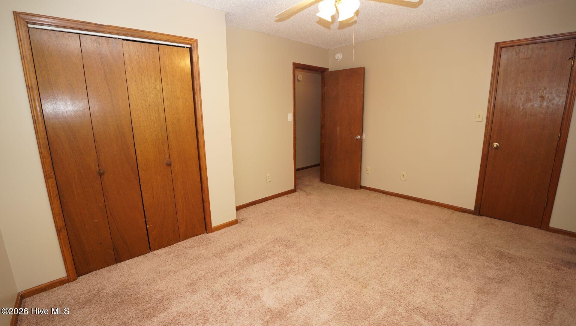 100566723 | Photo 11