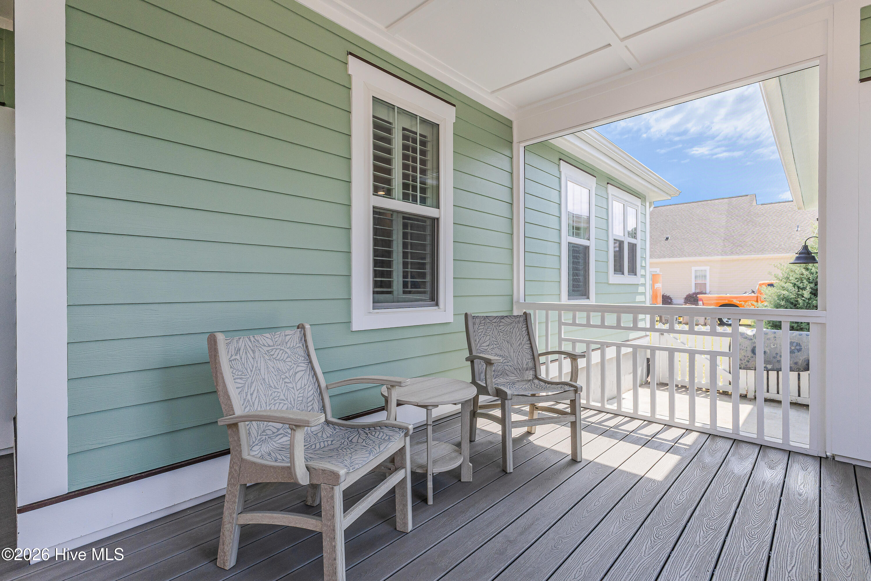 100564623 | Photo 25