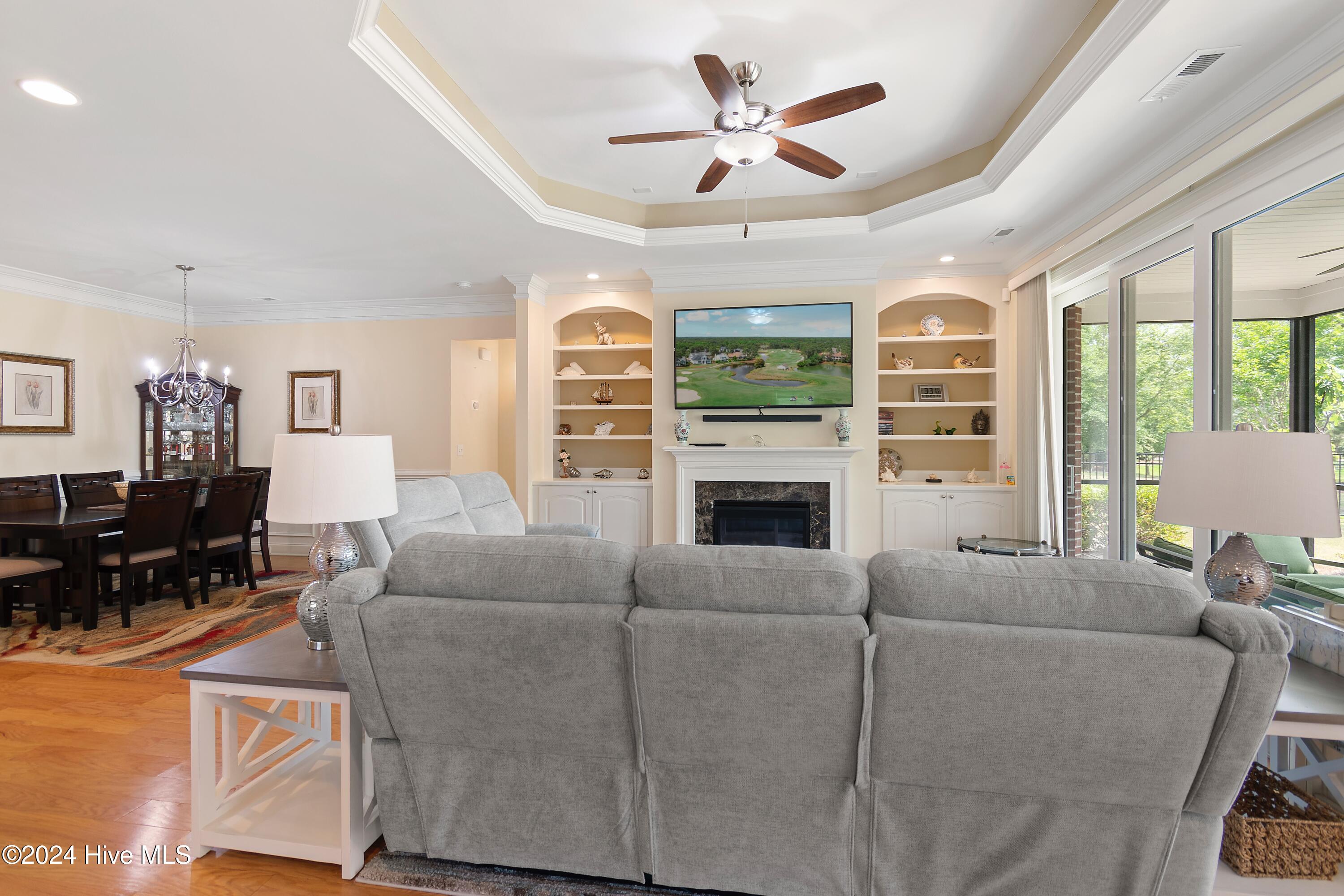 100558312 | Photo 10