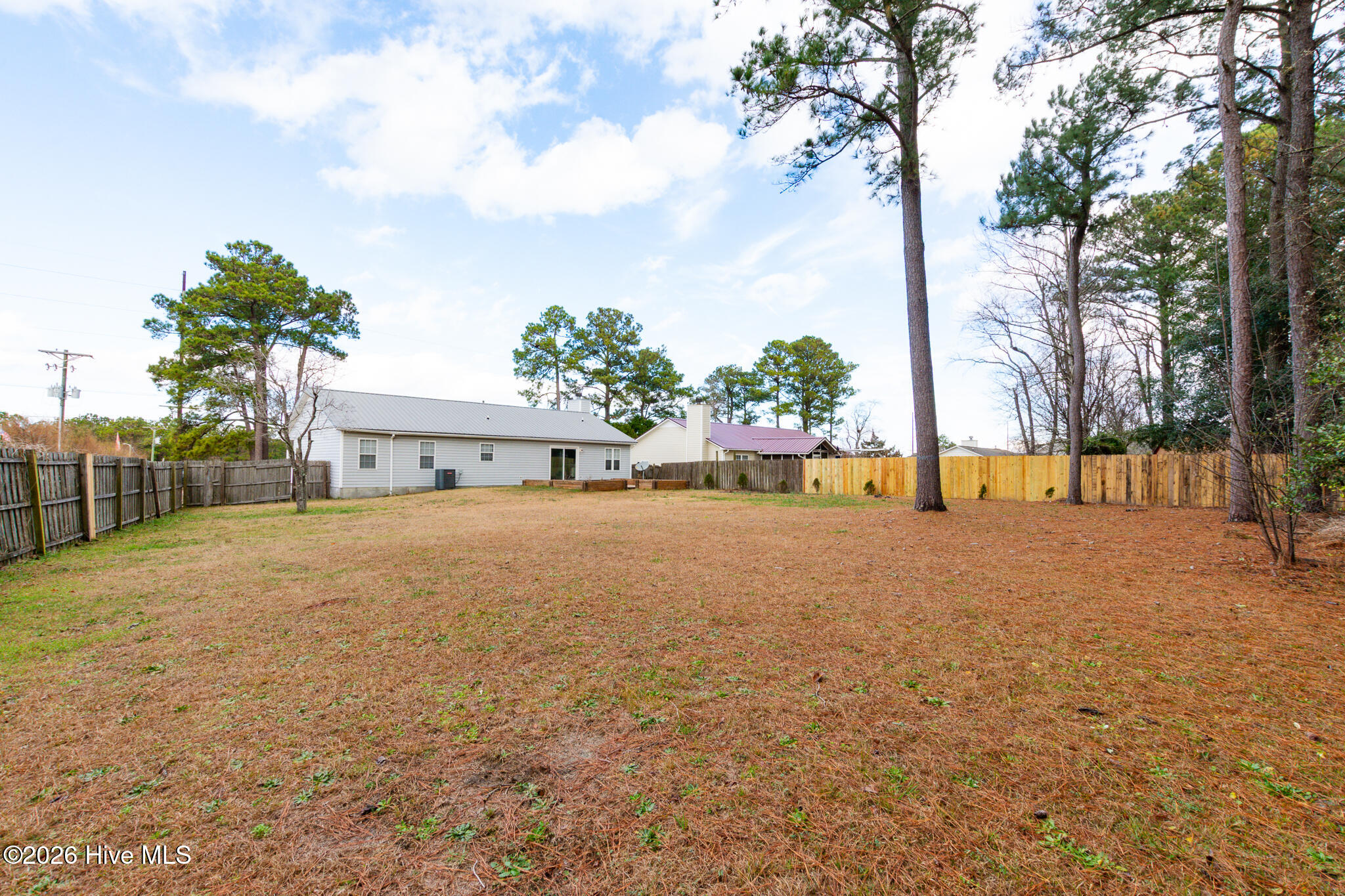 100550624 | Photo 42