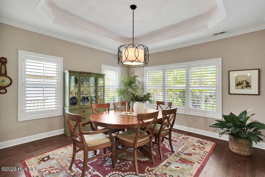 100562114 | Photo 14