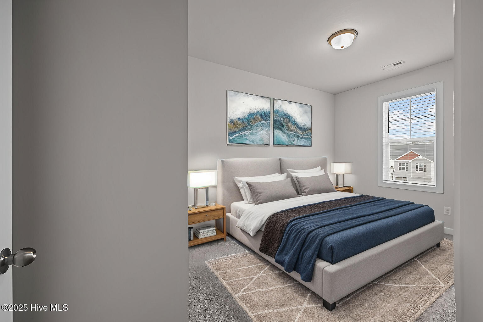 100557164 | Photo 15