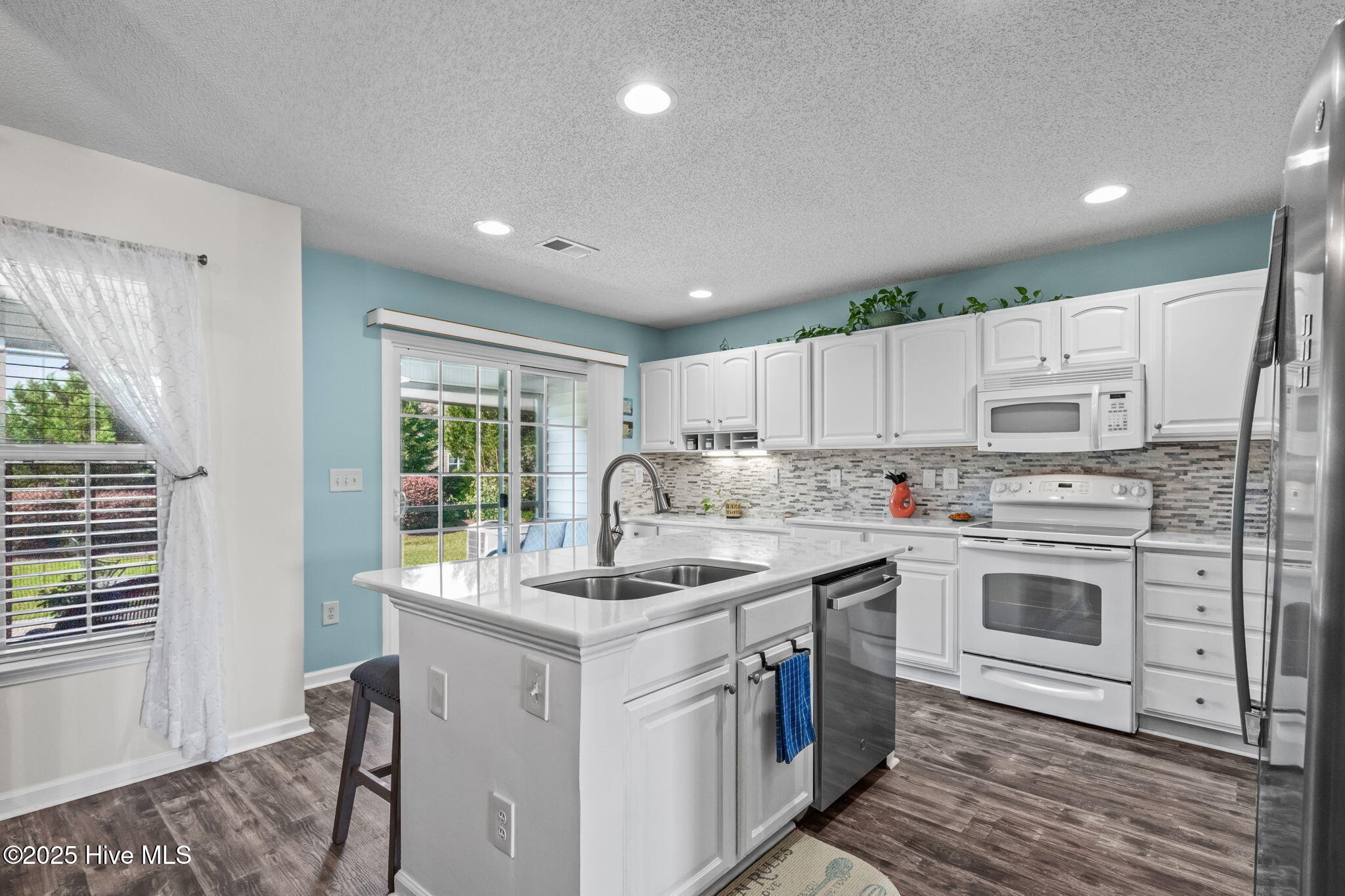 3035 Cedar Creek Lane, Carolina Shores, NC 28467 – photo 3: 20-web-or-mls-3035 Cedar Creek Ln 16