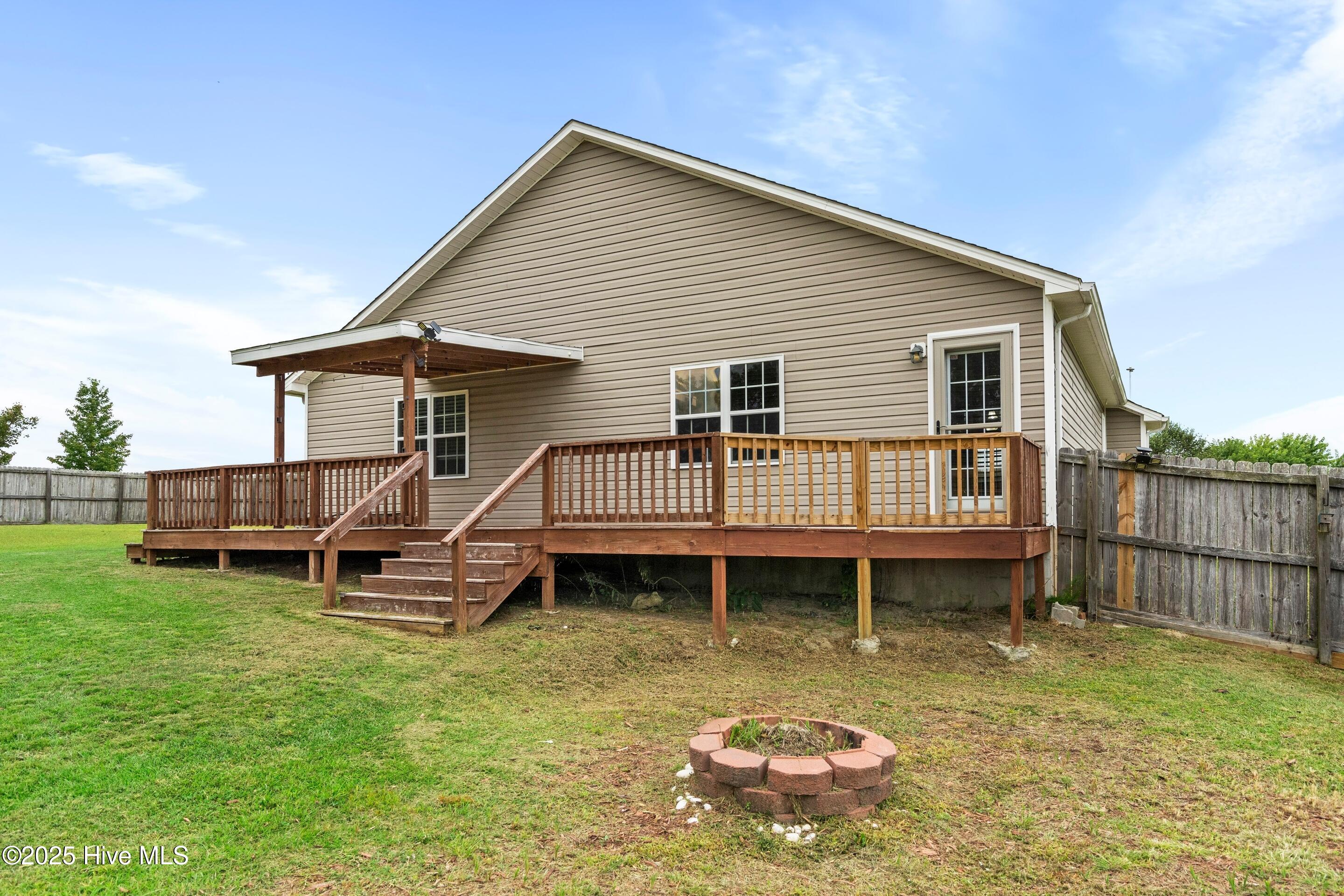 100530465 | Photo 48