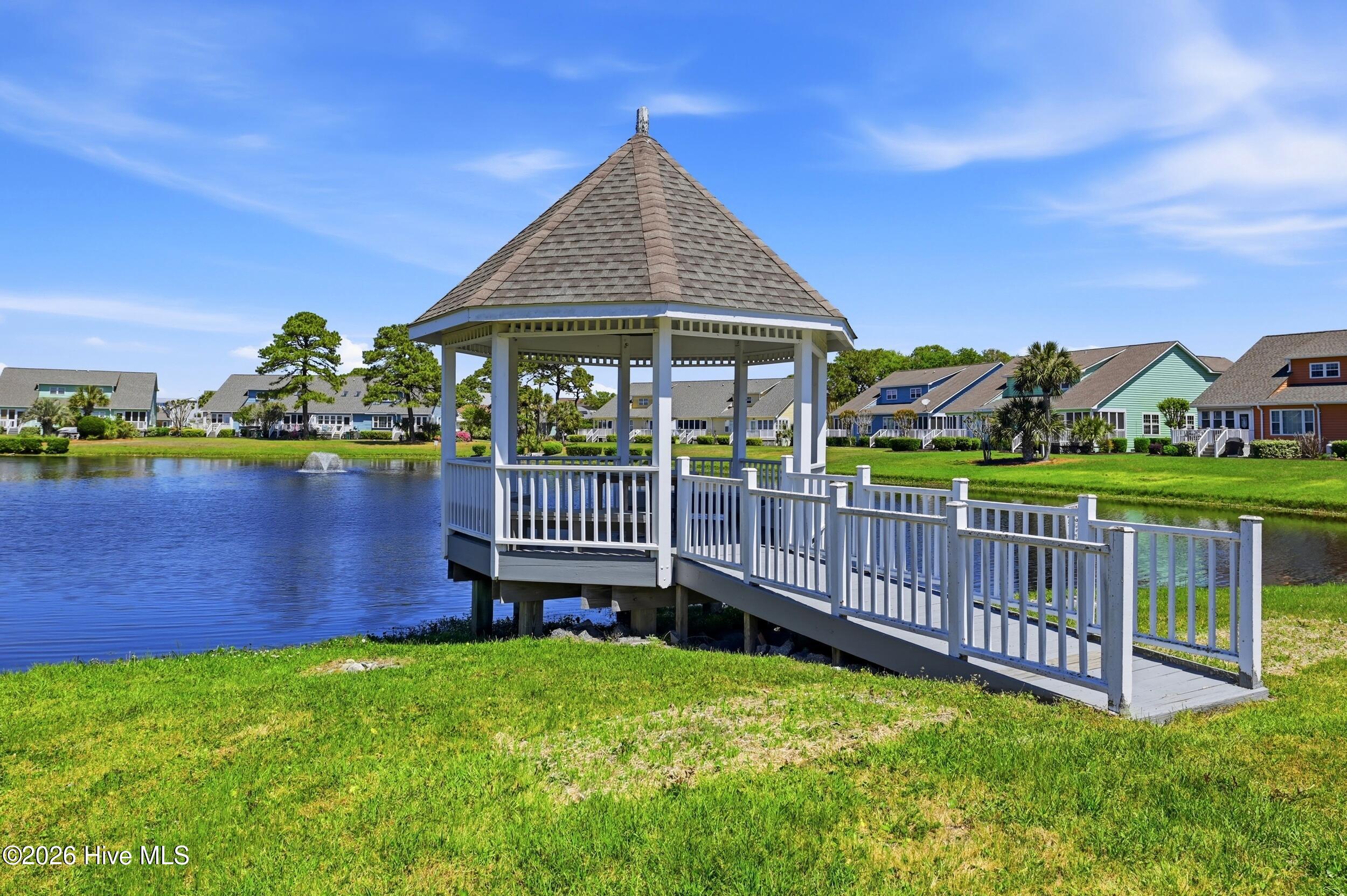 100566721 | Photo 33