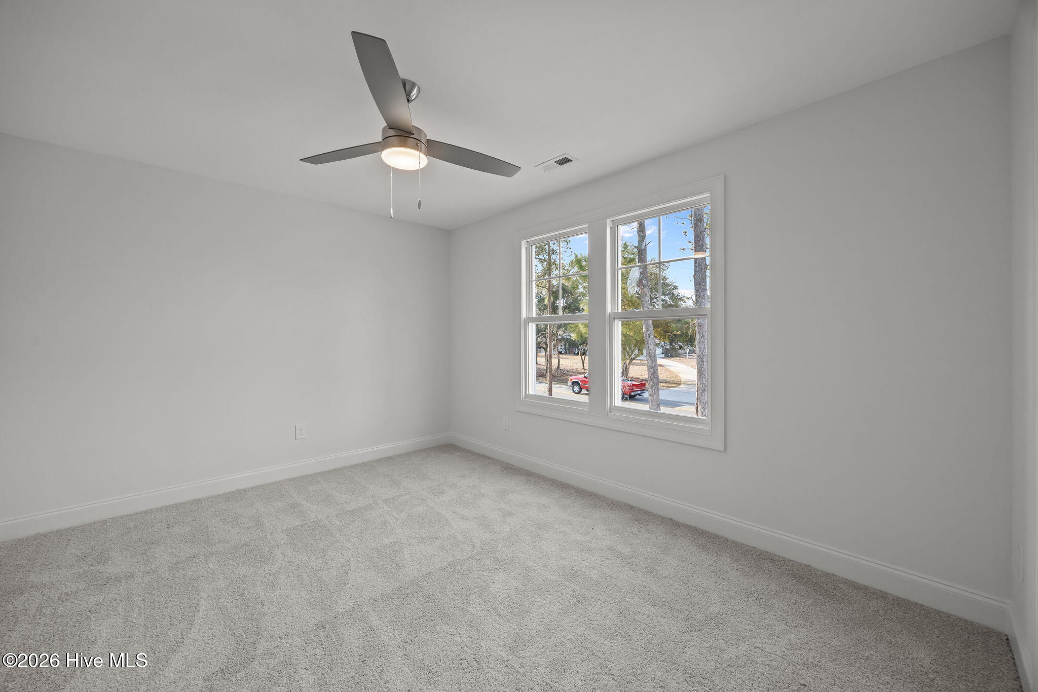 100528715 | Photo 34