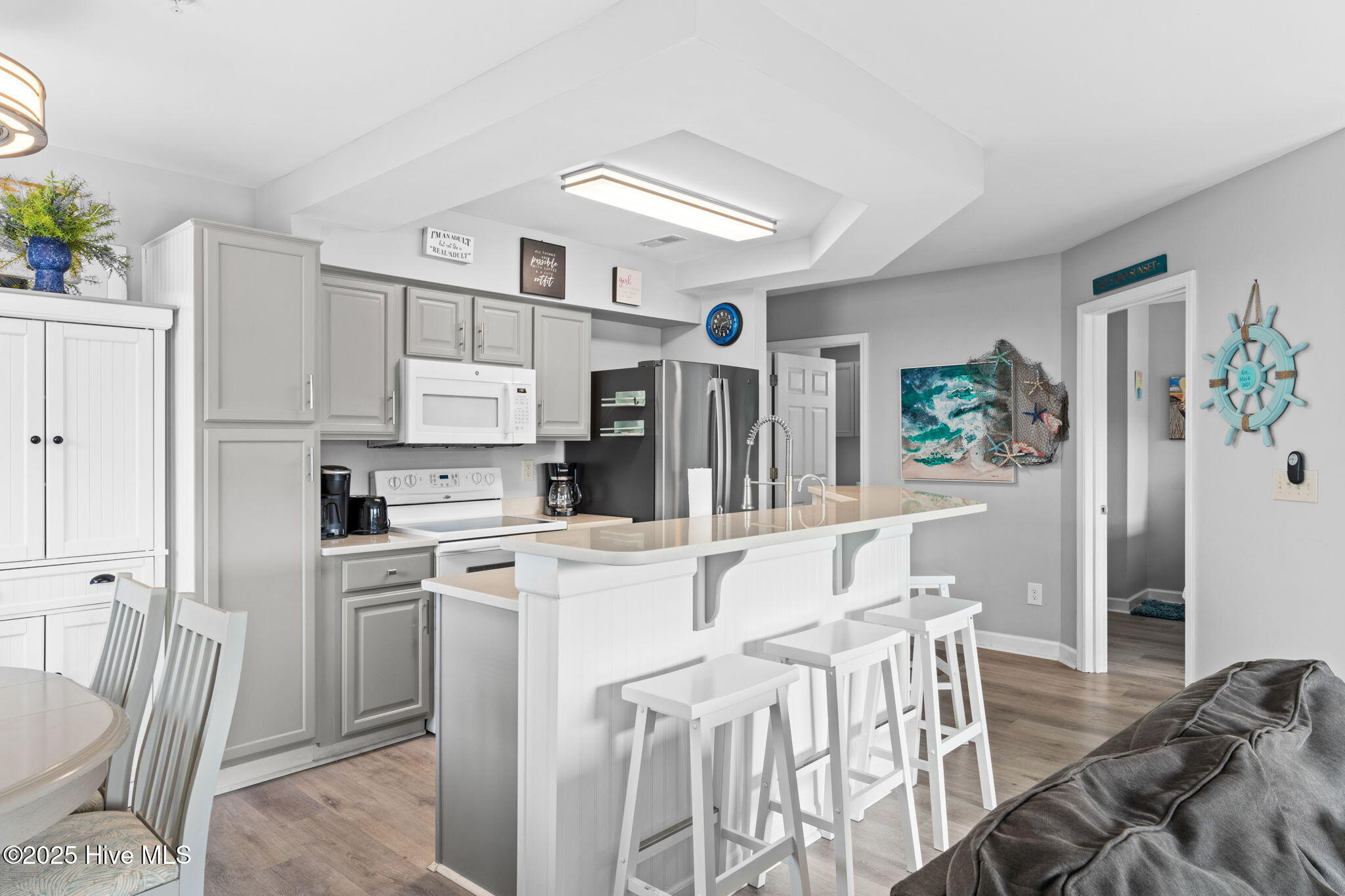 100538778 | Photo 30