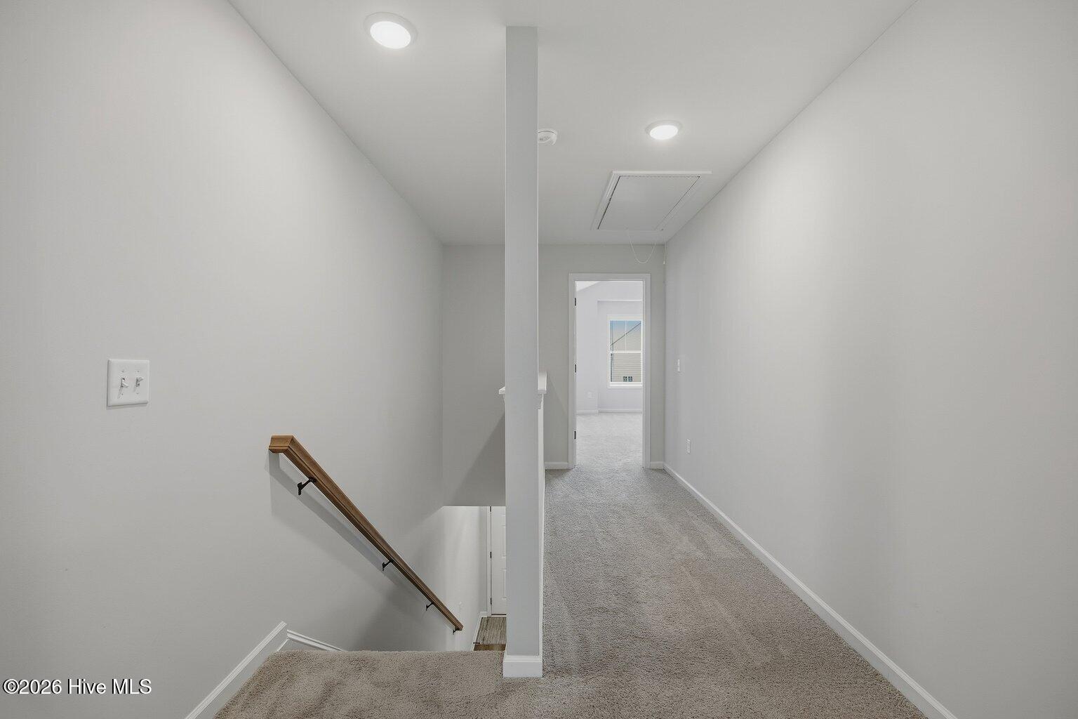 100565820 | Photo 21