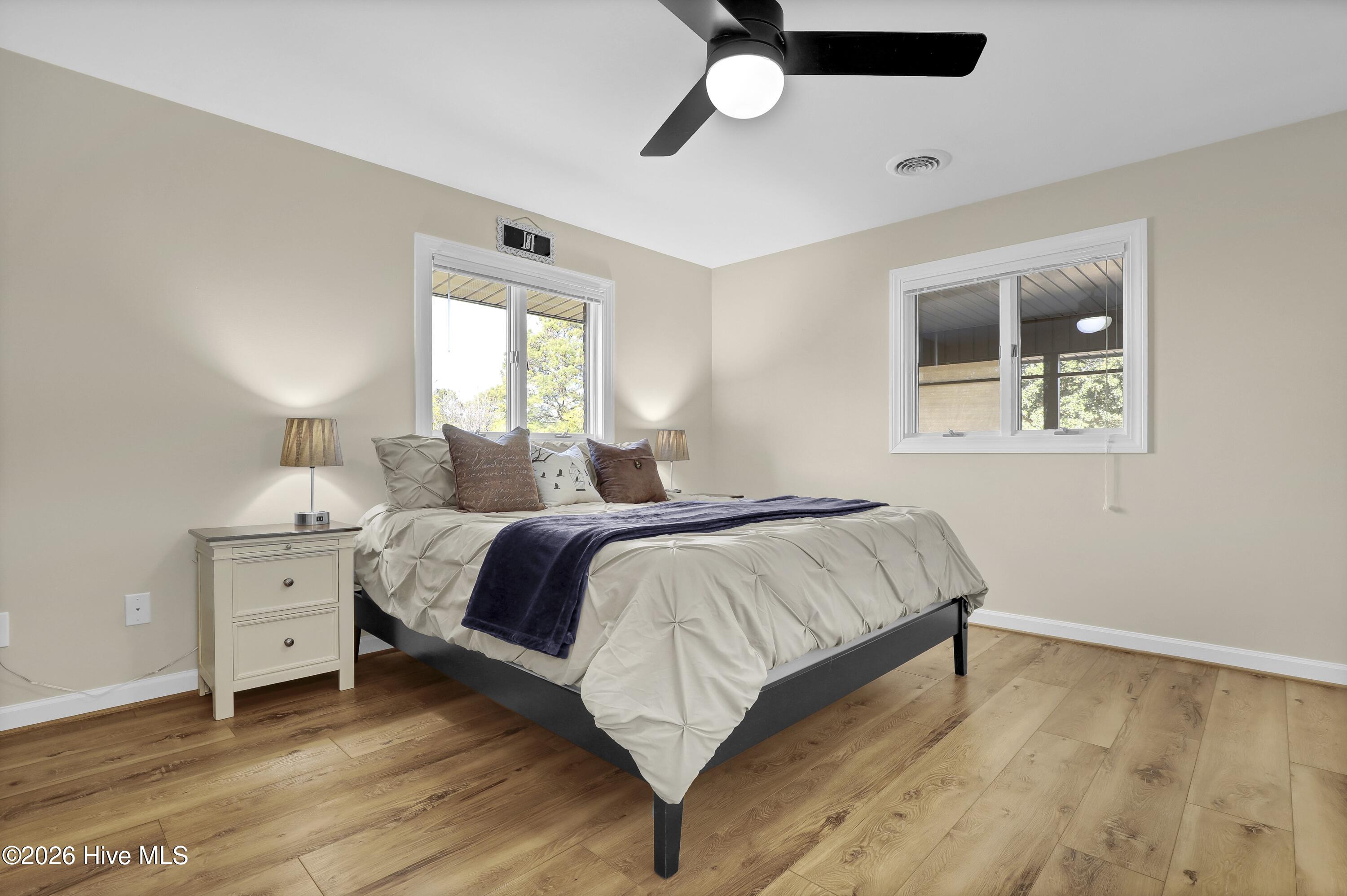 100548794 | Photo 17