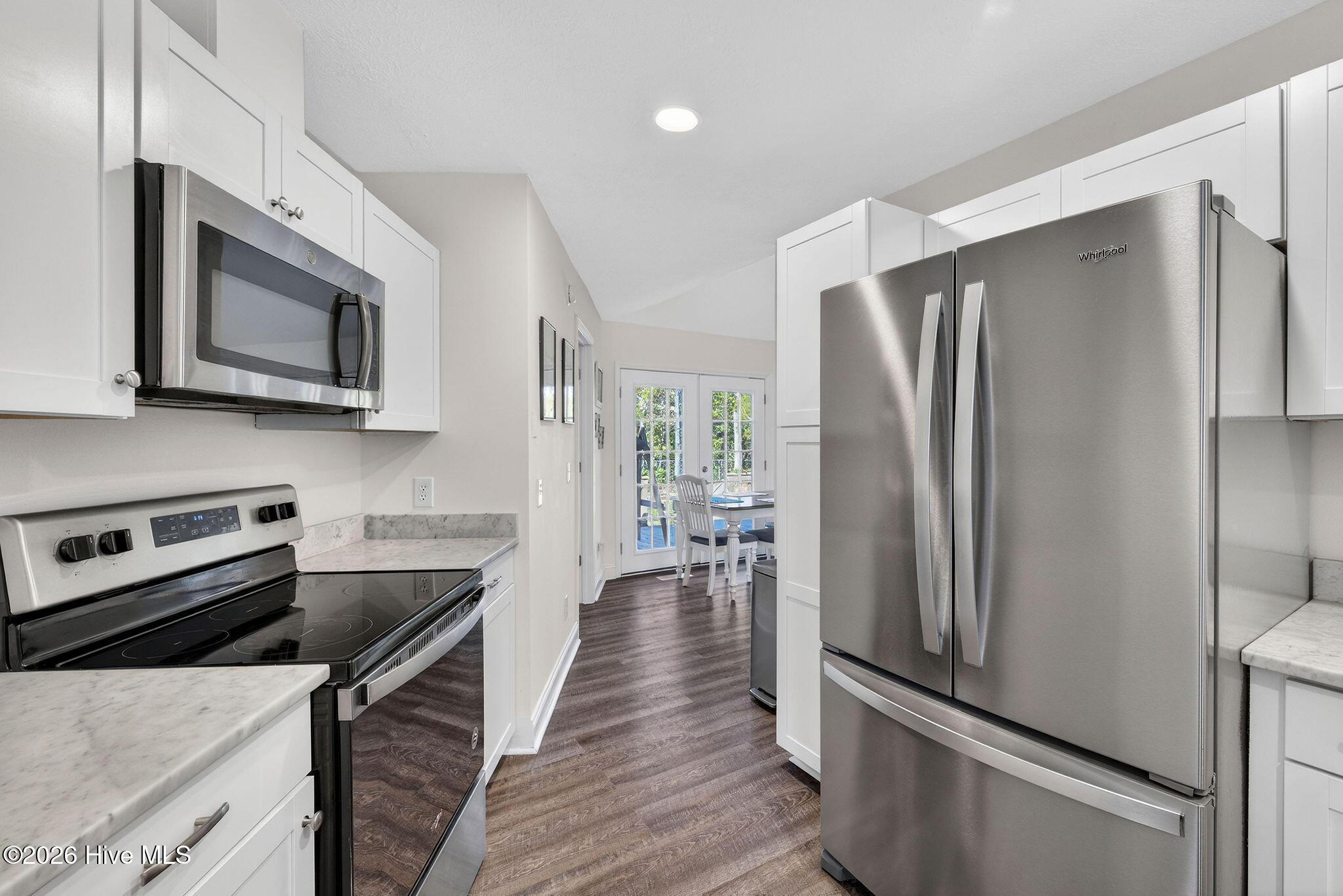 100552552 | Photo 15