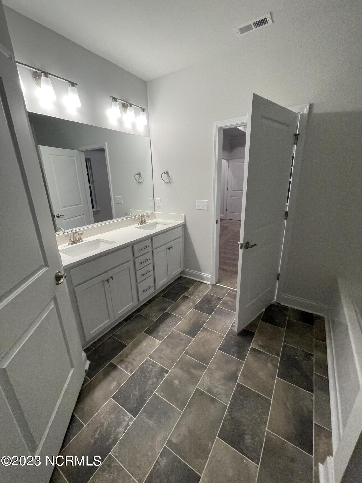 6117 Gondolier Drive,New Bern