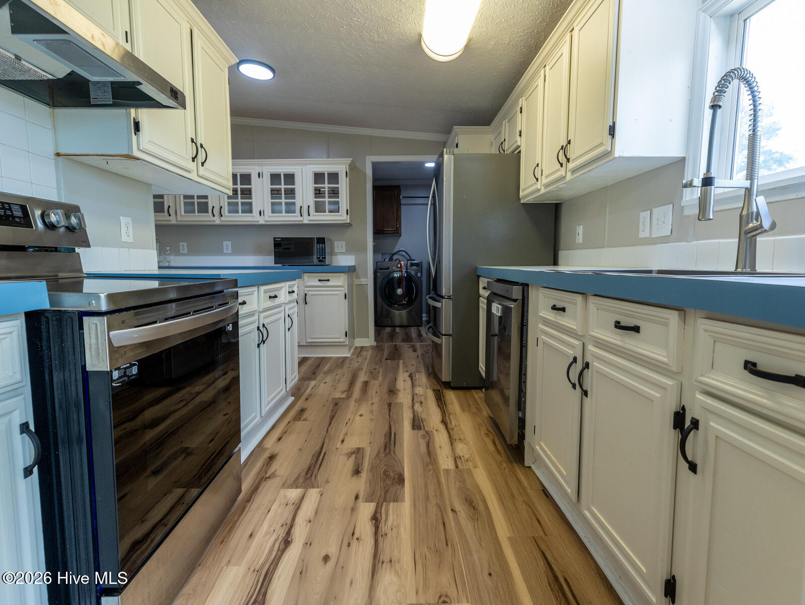 299 Riggs Road,Hubert