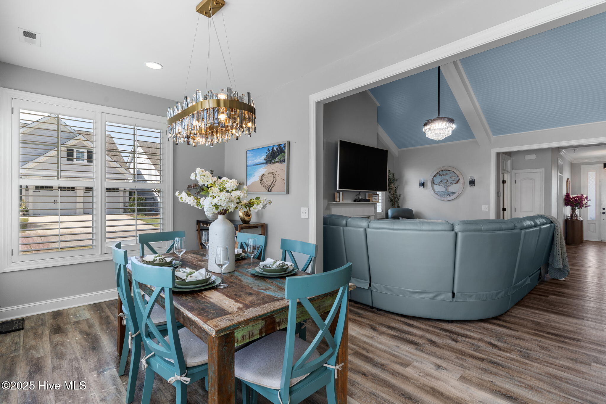 100534405 | Photo 20