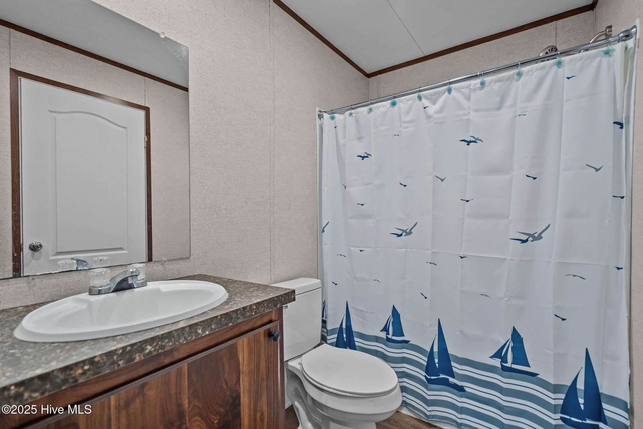 100531228 | Photo 34