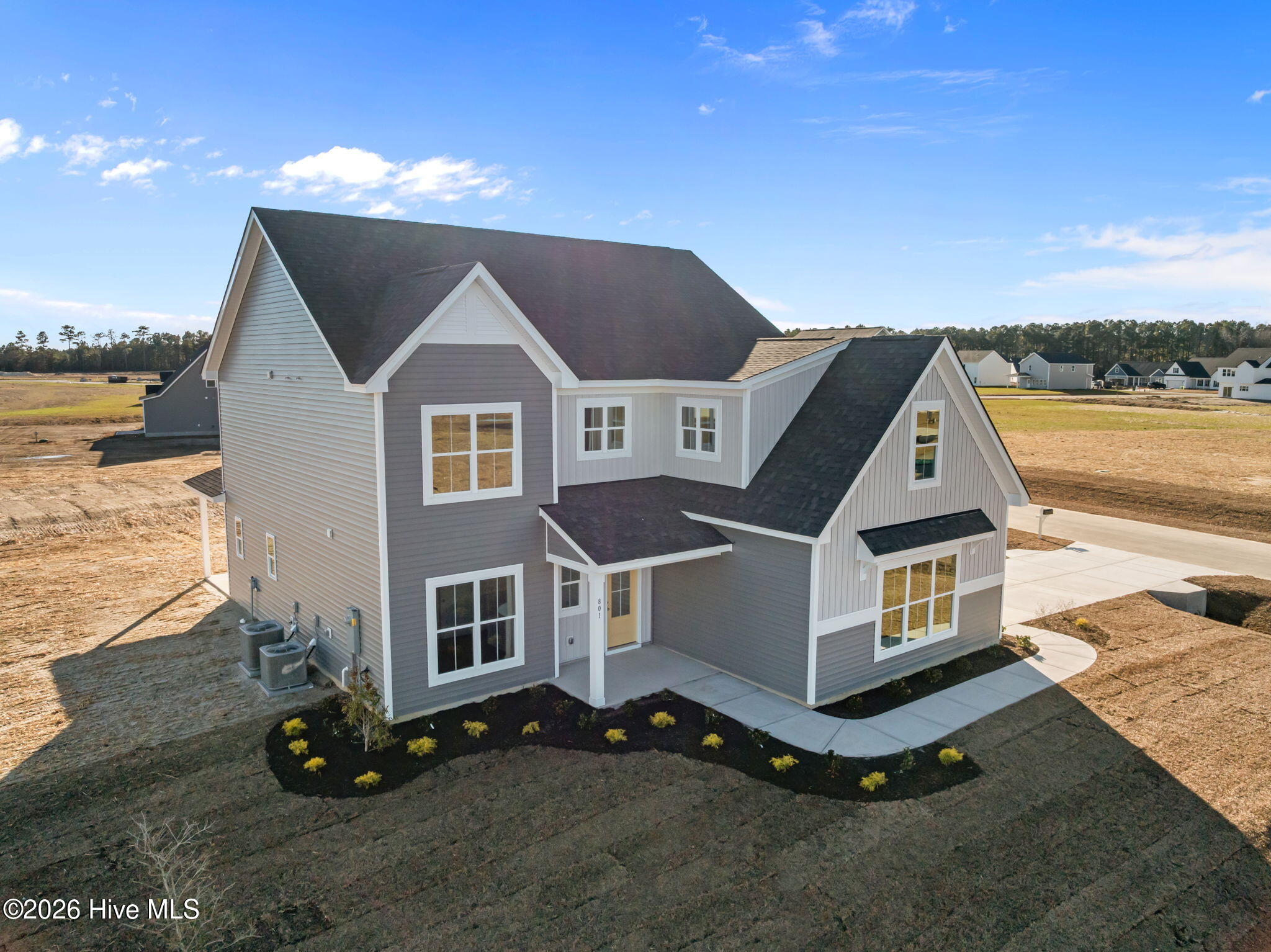 100566681 | Photo 14